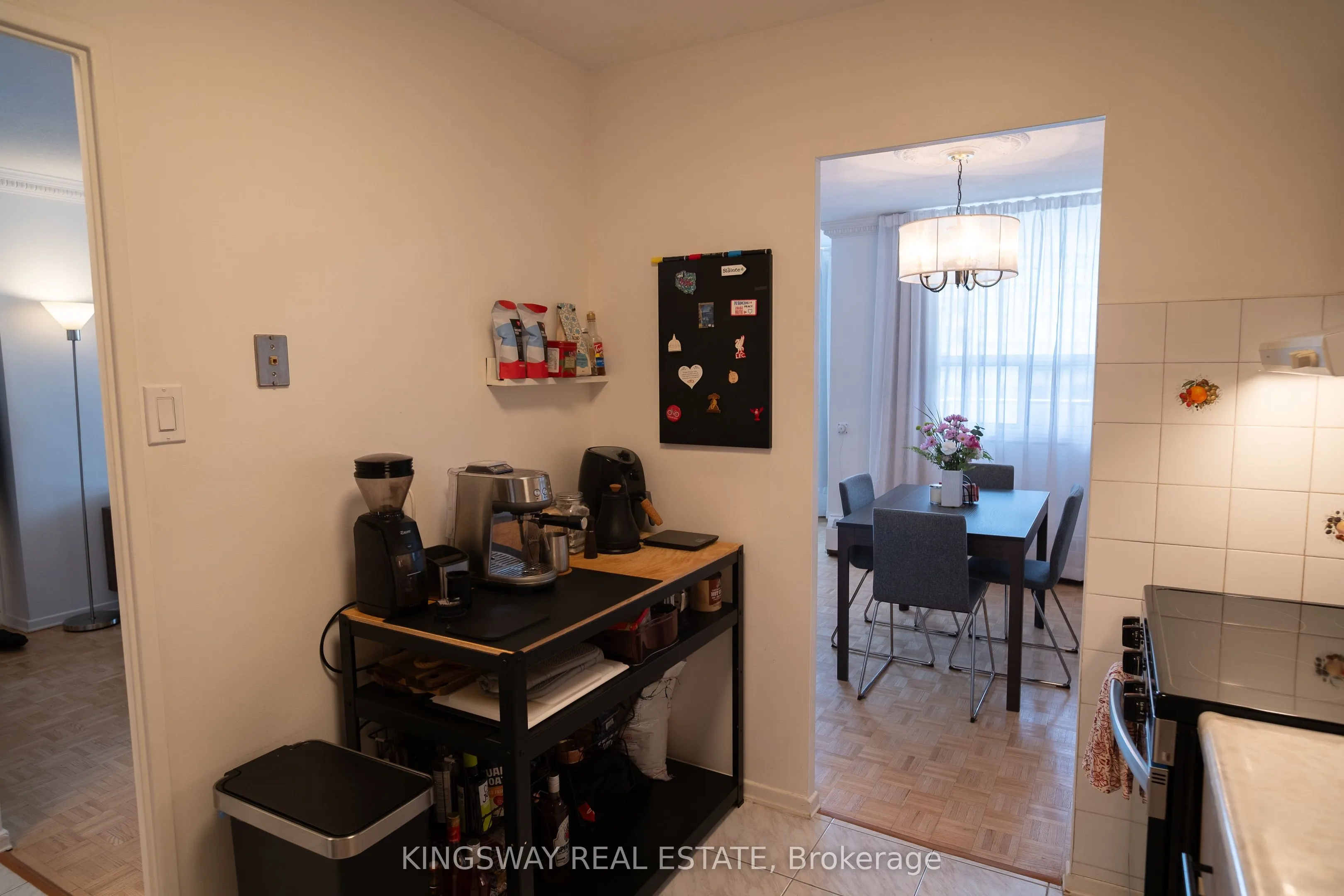 451 The West Mall Drive, #518