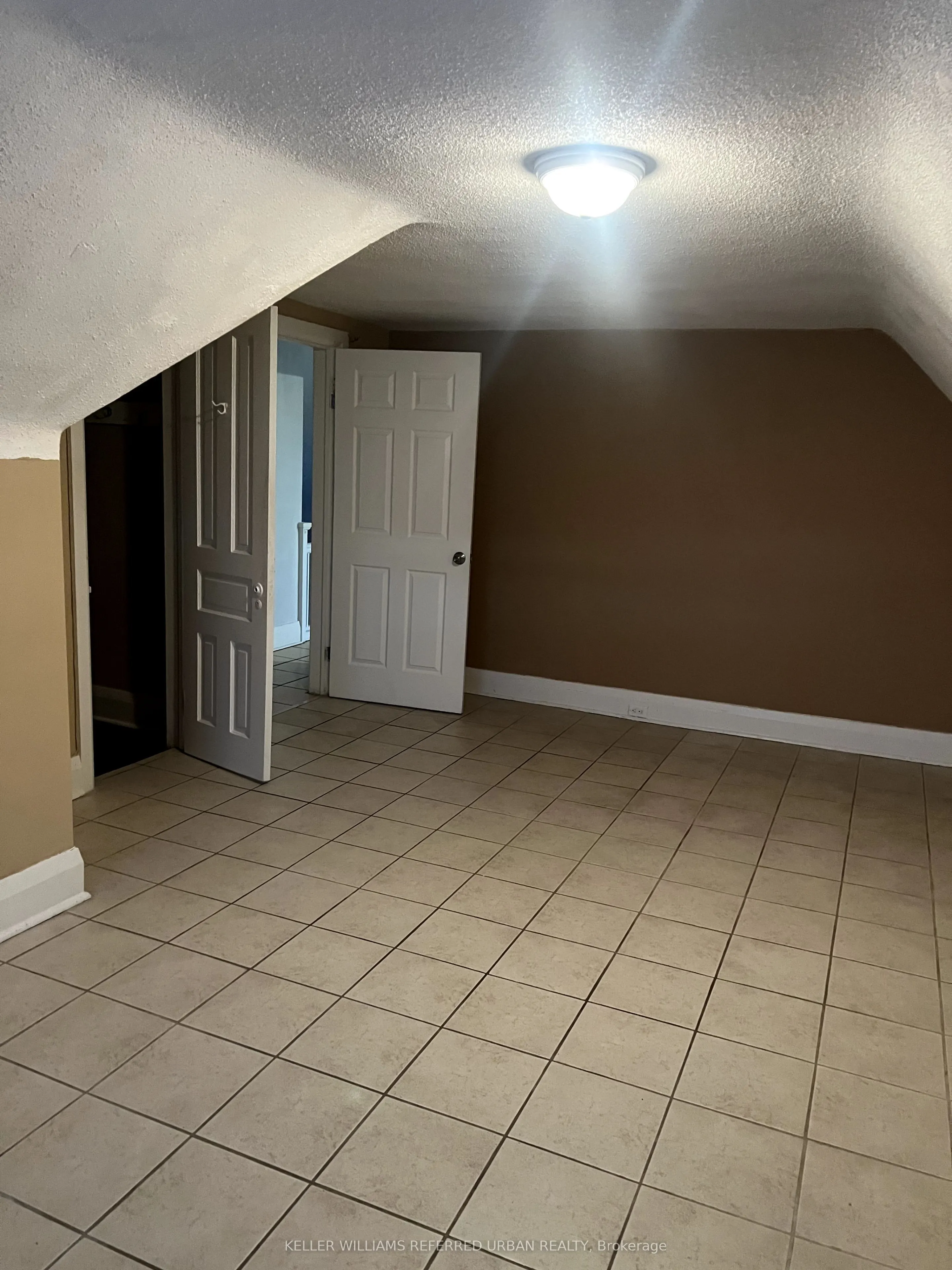 225 Rosemount Avenue, #Third Floor