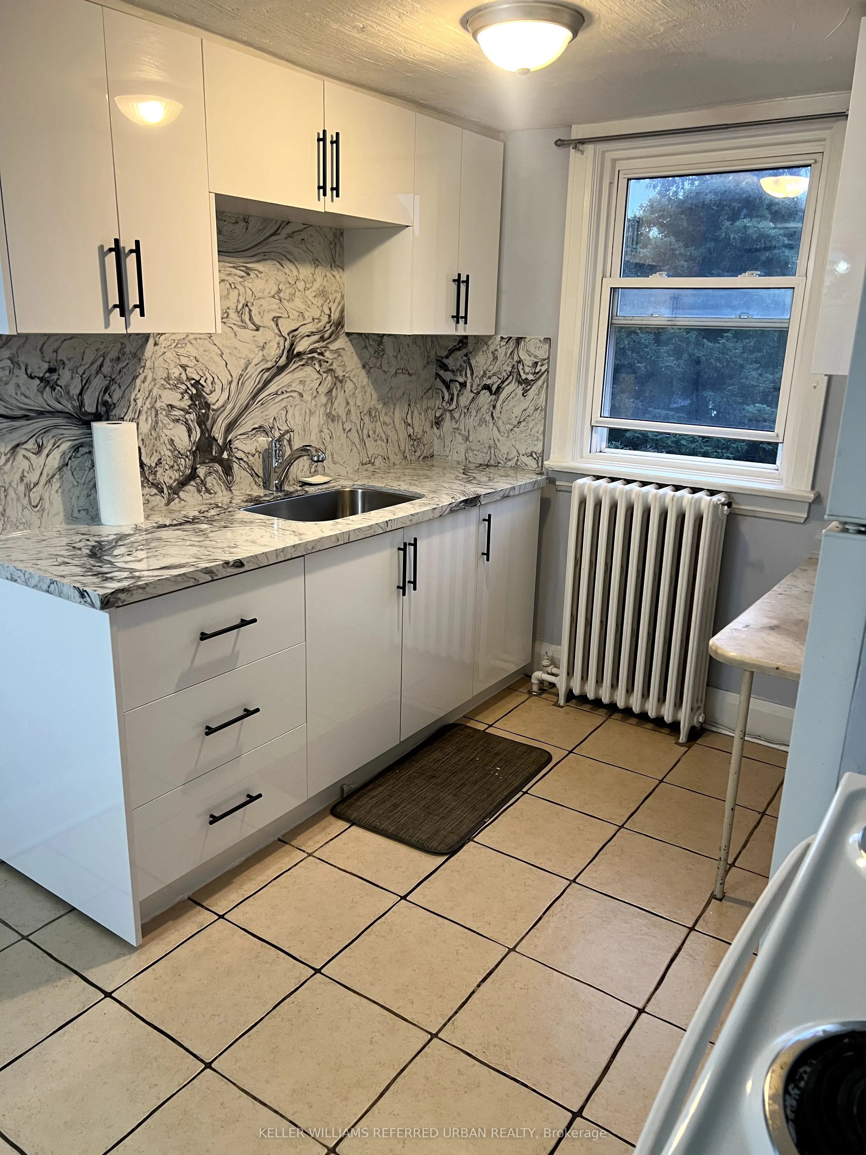 225 Rosemount Avenue, #Third Floor