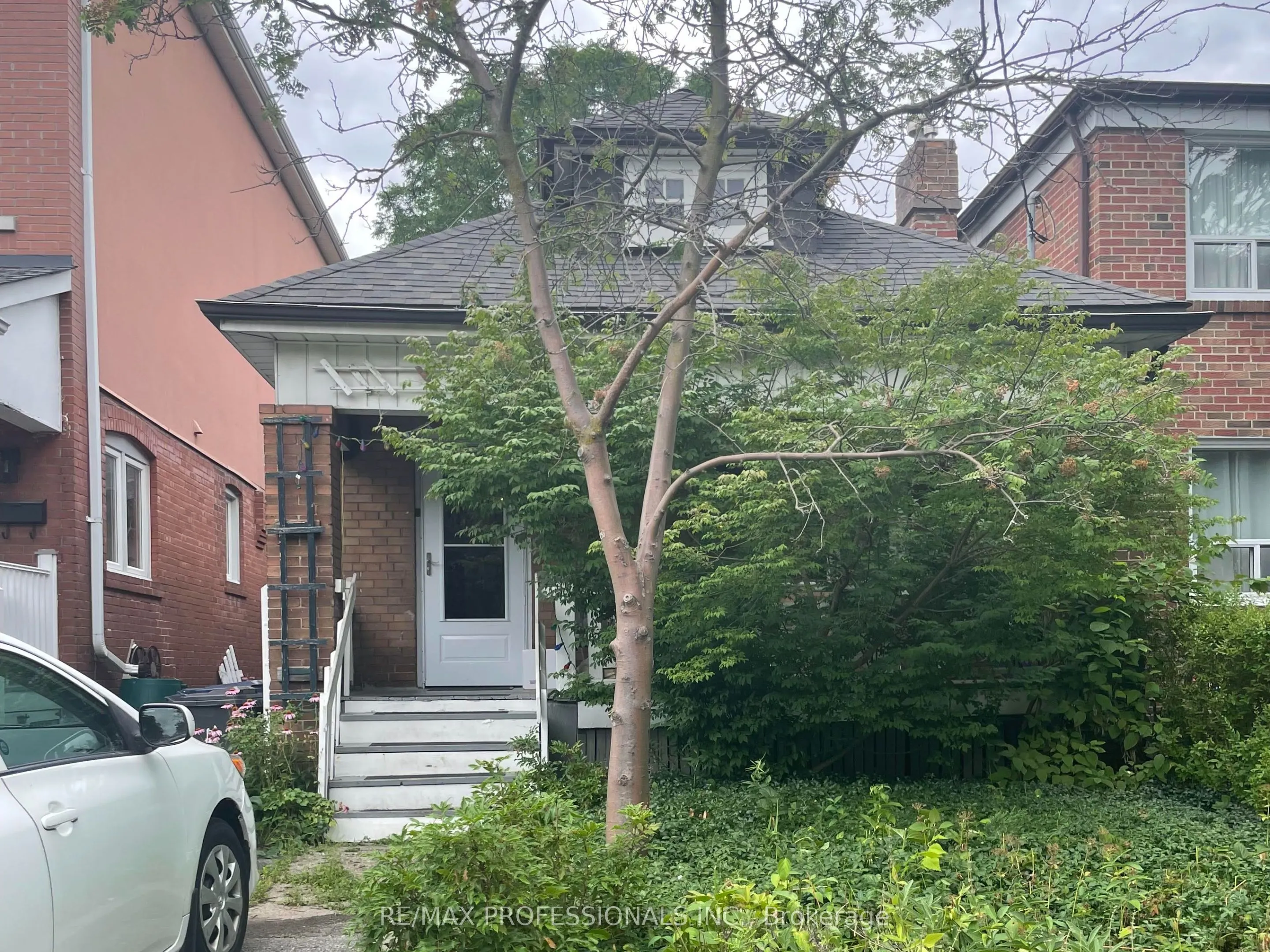 115 Brookside Avenue