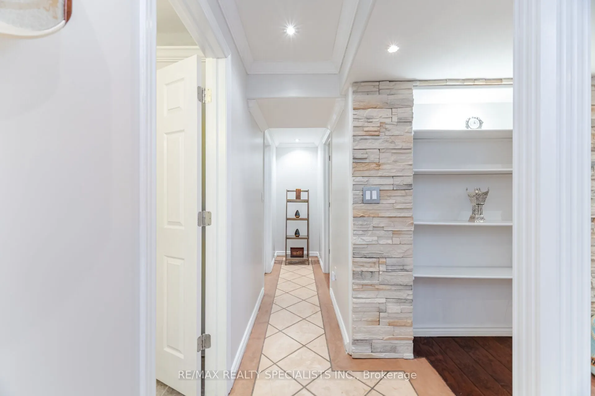 491 Orange Walk Crescent