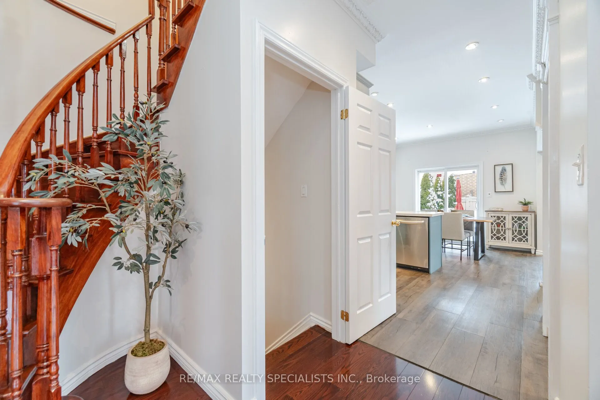 491 Orange Walk Crescent