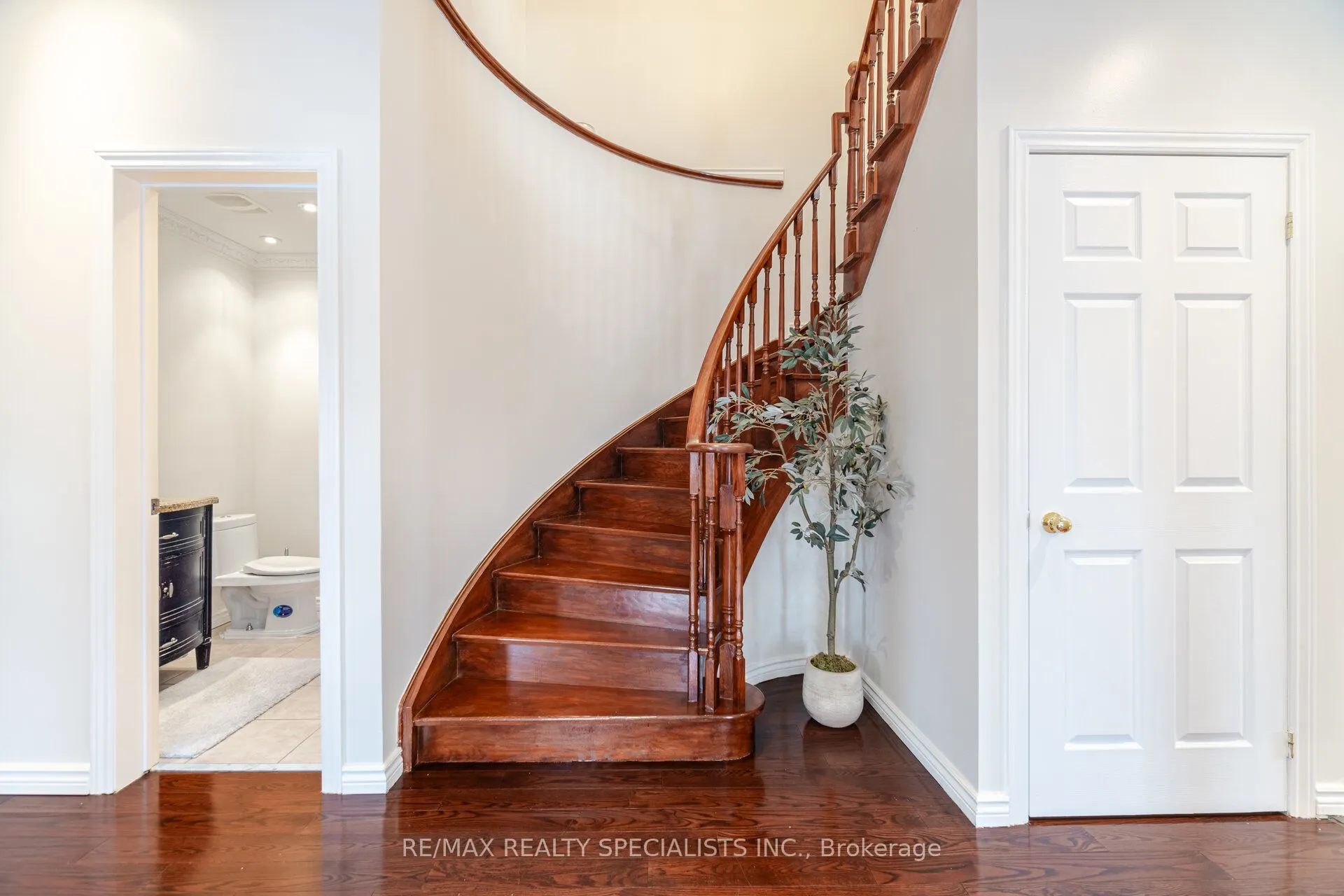 491 Orange Walk Crescent