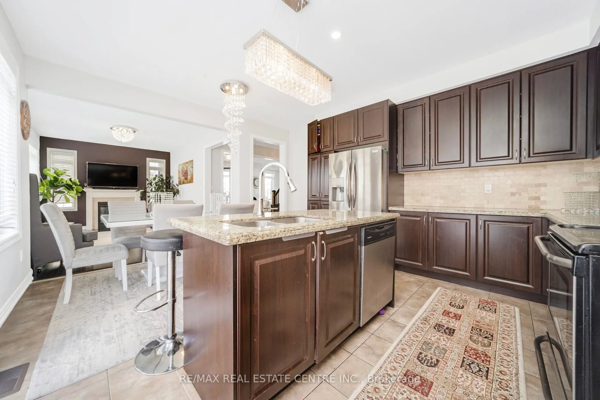 180 Bonnie Braes Drive