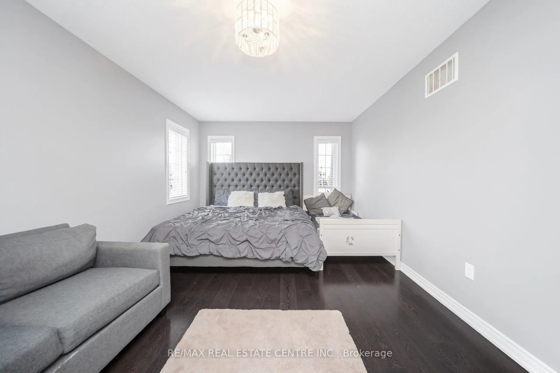 180 Bonnie Braes Drive