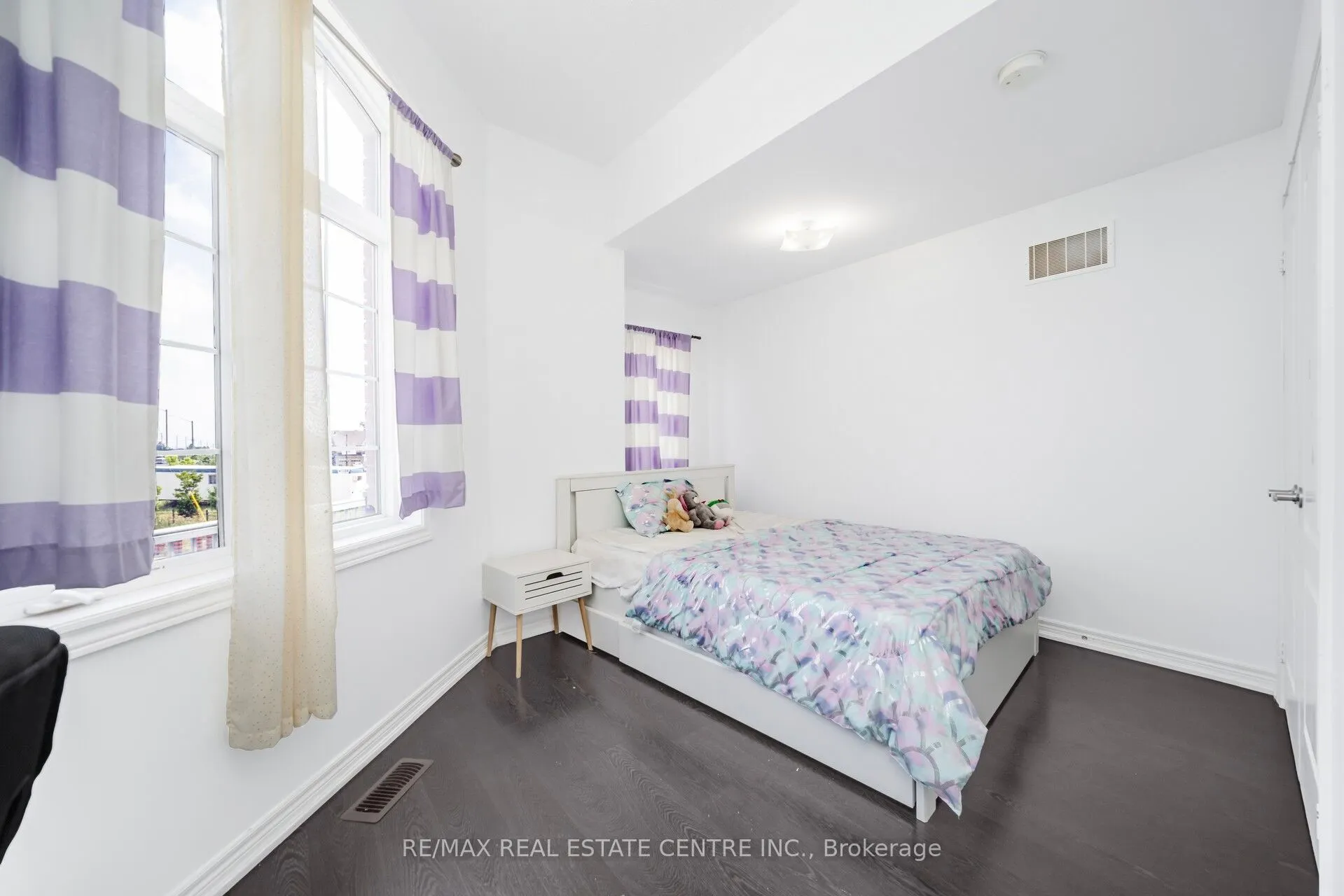 180 Bonnie Braes Drive