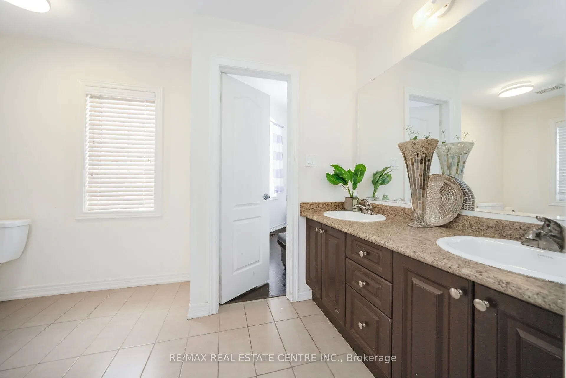 180 Bonnie Braes Drive