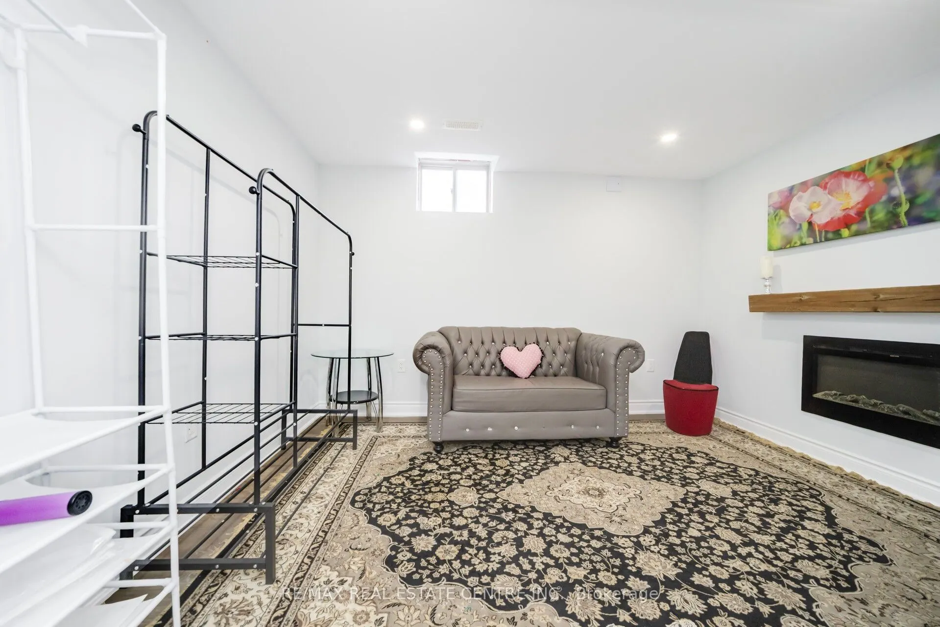 180 Bonnie Braes Drive