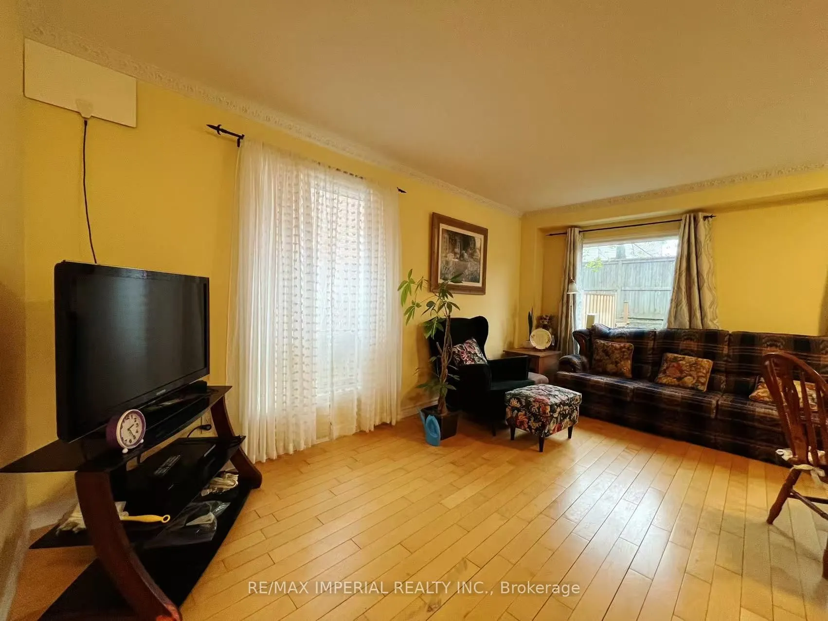 2955 Thomas Street, #53, Upper RM1