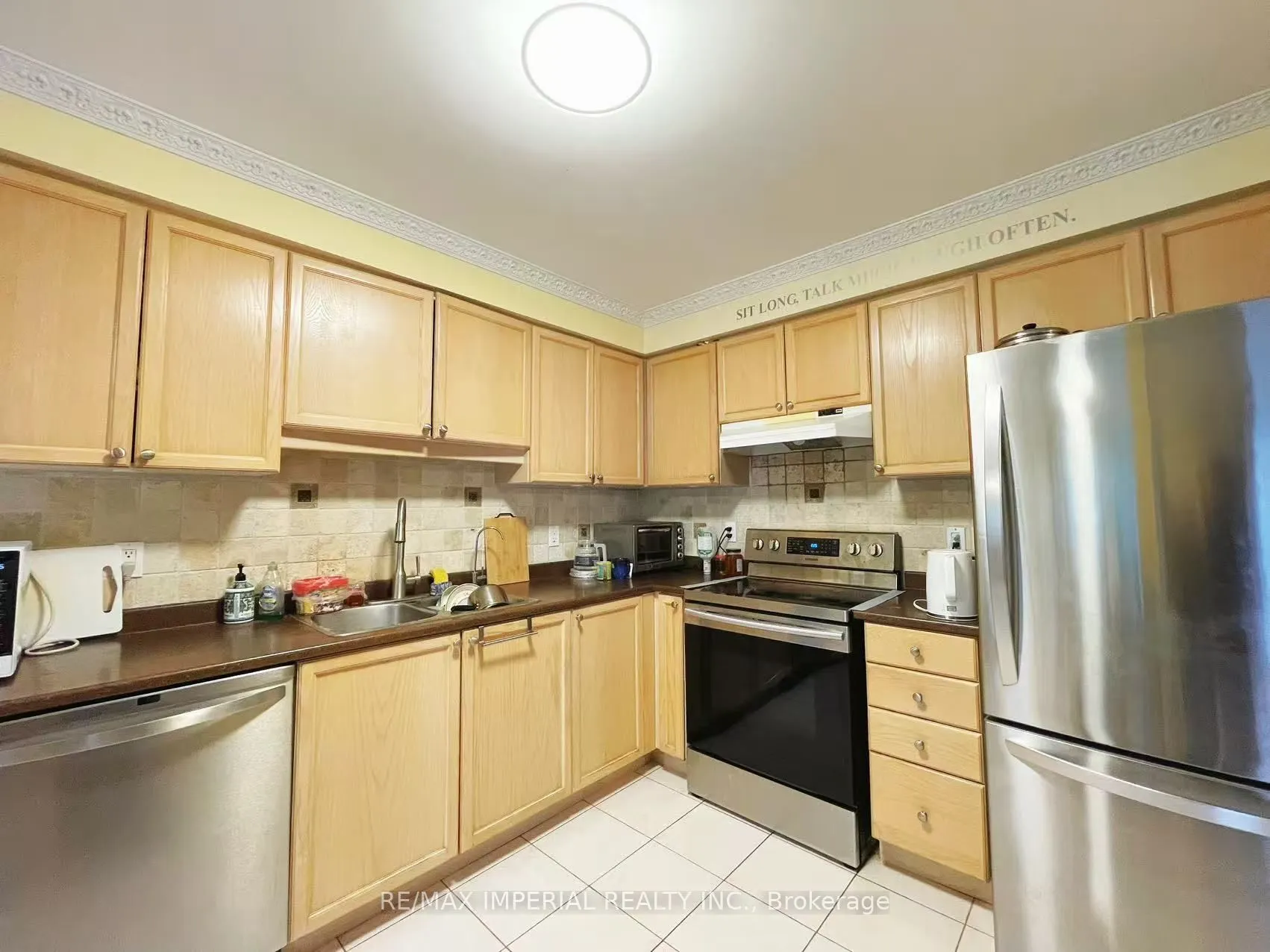 2955 Thomas Street, #53, Upper RM1