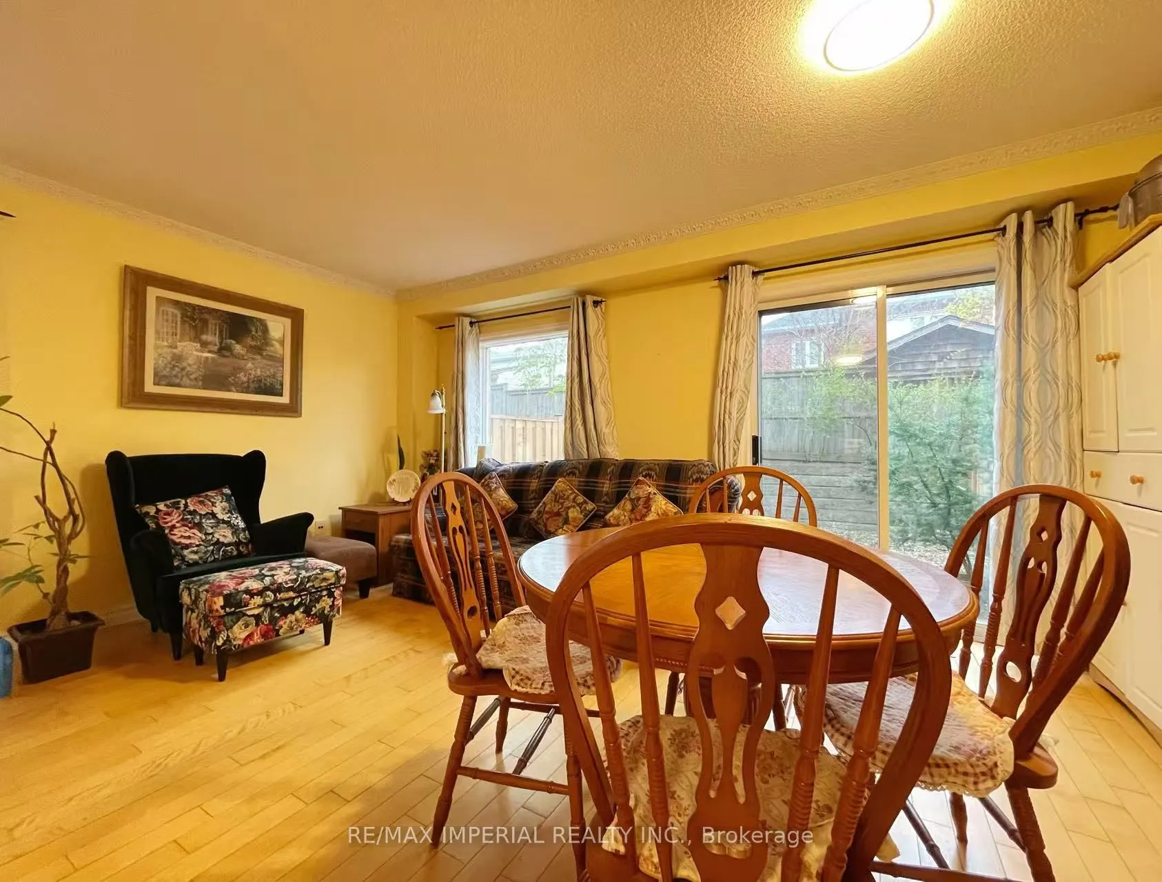 2955 Thomas Street, #53, Upper RM1