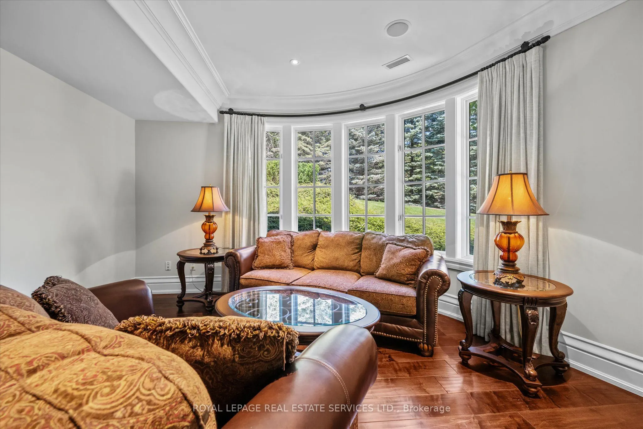 10090 Pineview Trail
