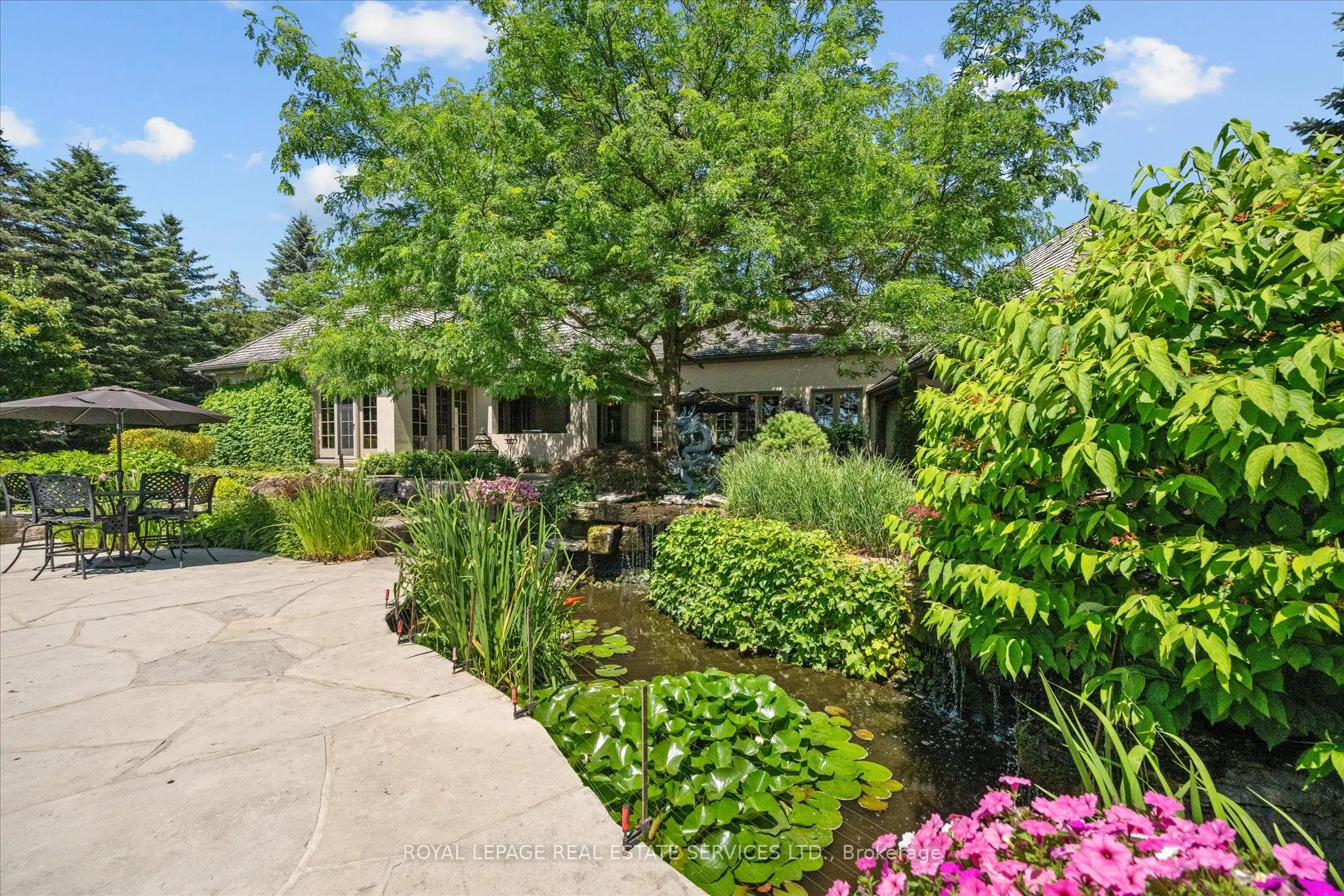 10090 Pineview Trail