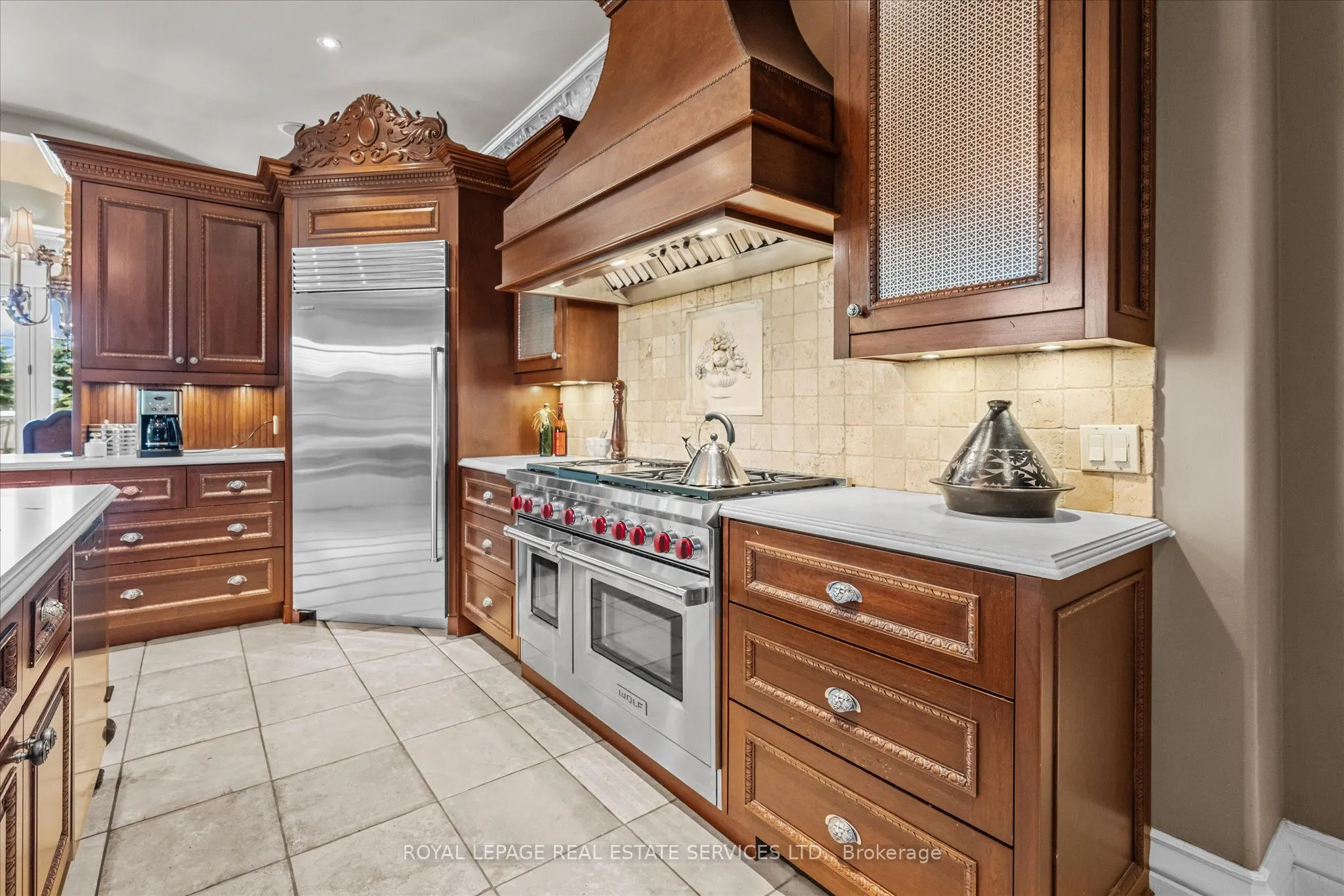 10090 Pineview Trail