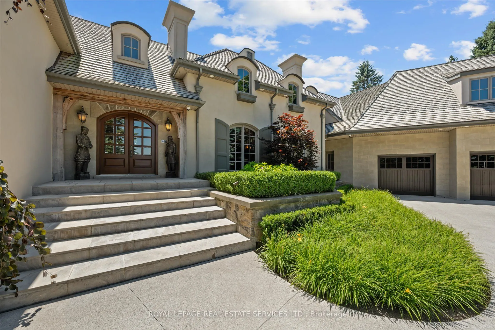 10090 Pineview Trail