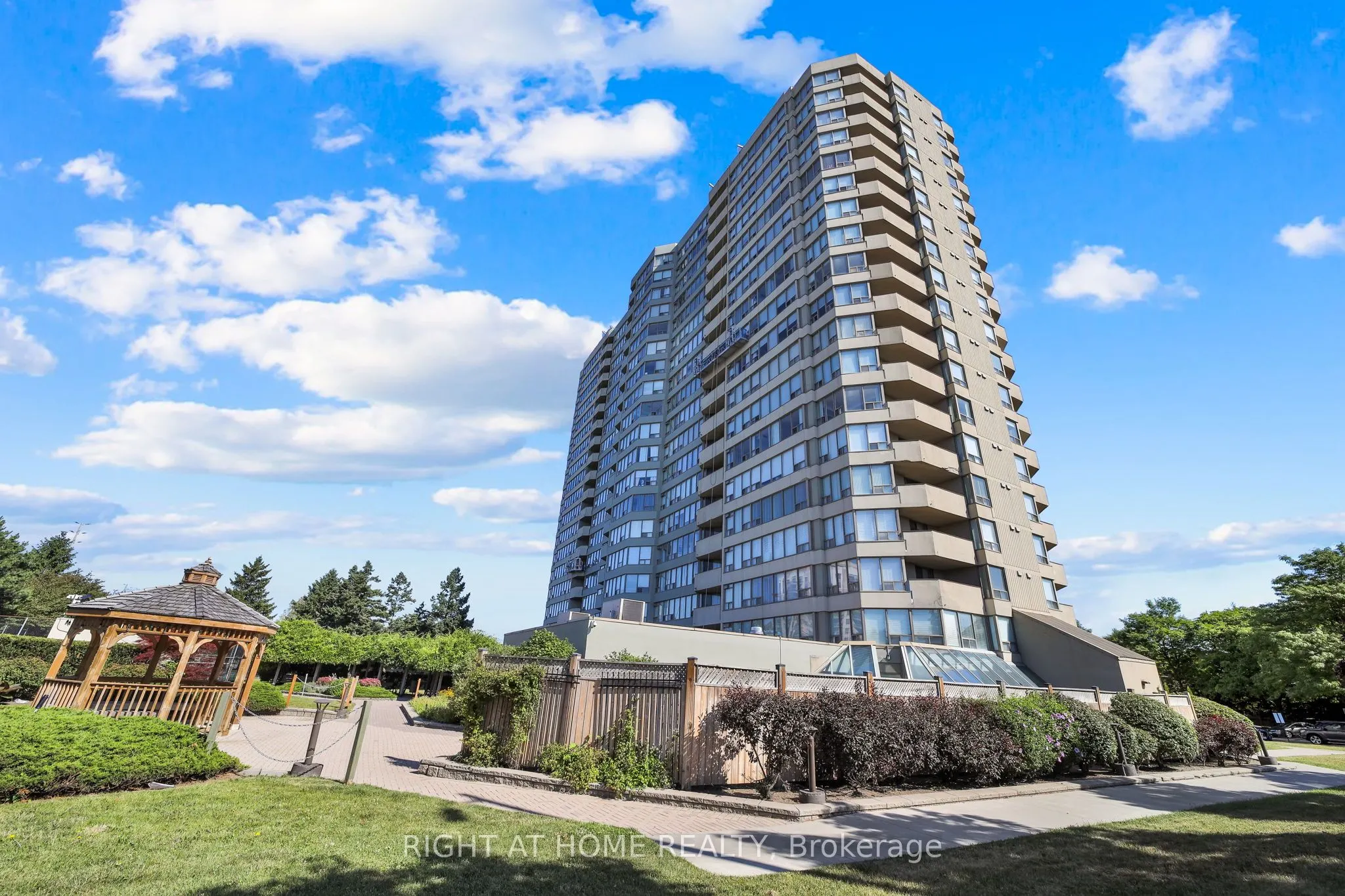 700 Constellation Drive, #1805