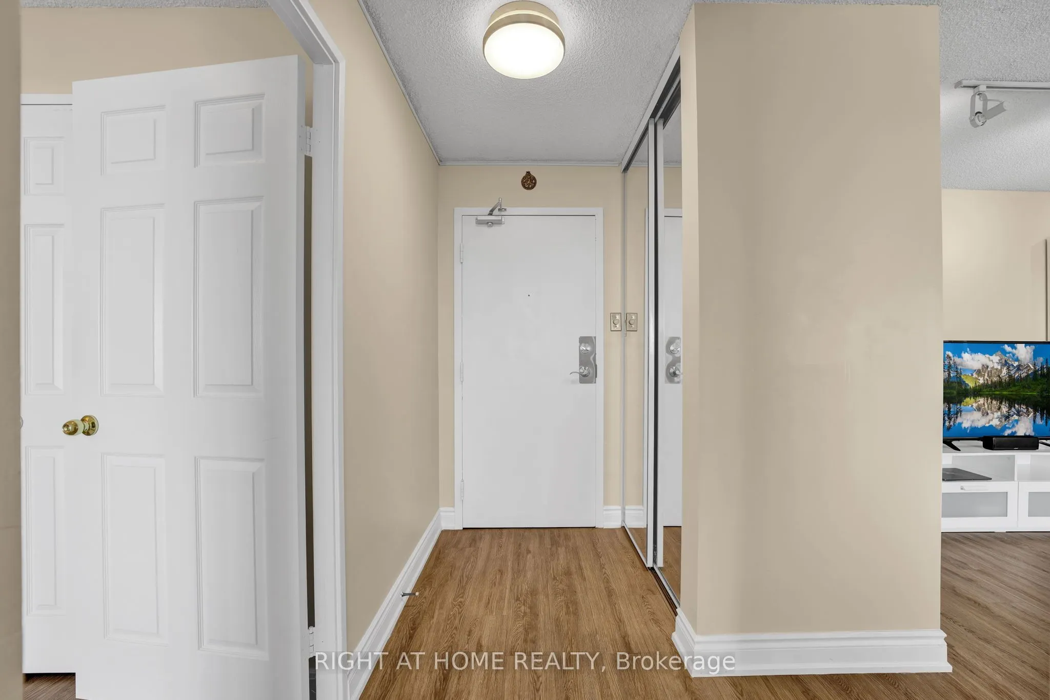 700 Constellation Drive, #1805