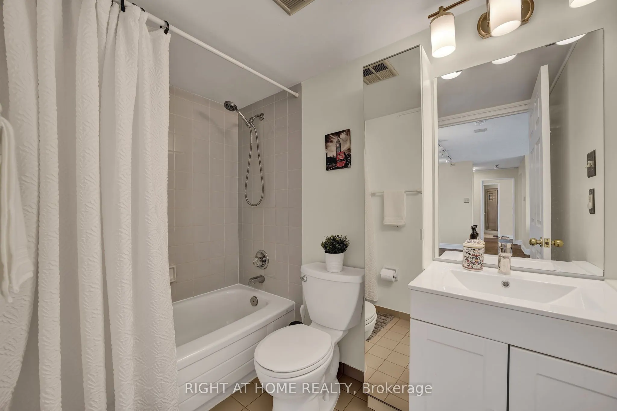700 Constellation Drive, #1805