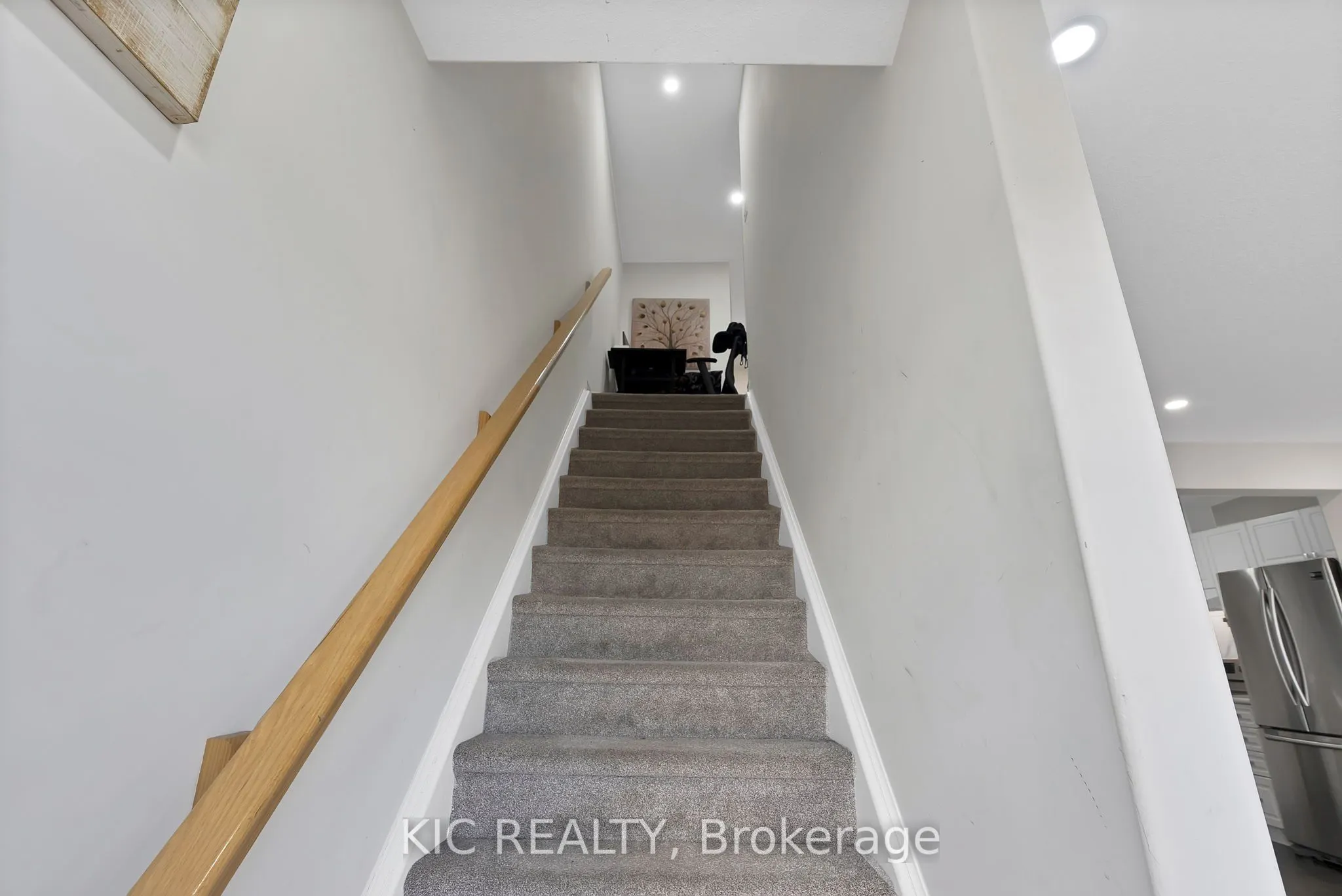 11 Winterton Court