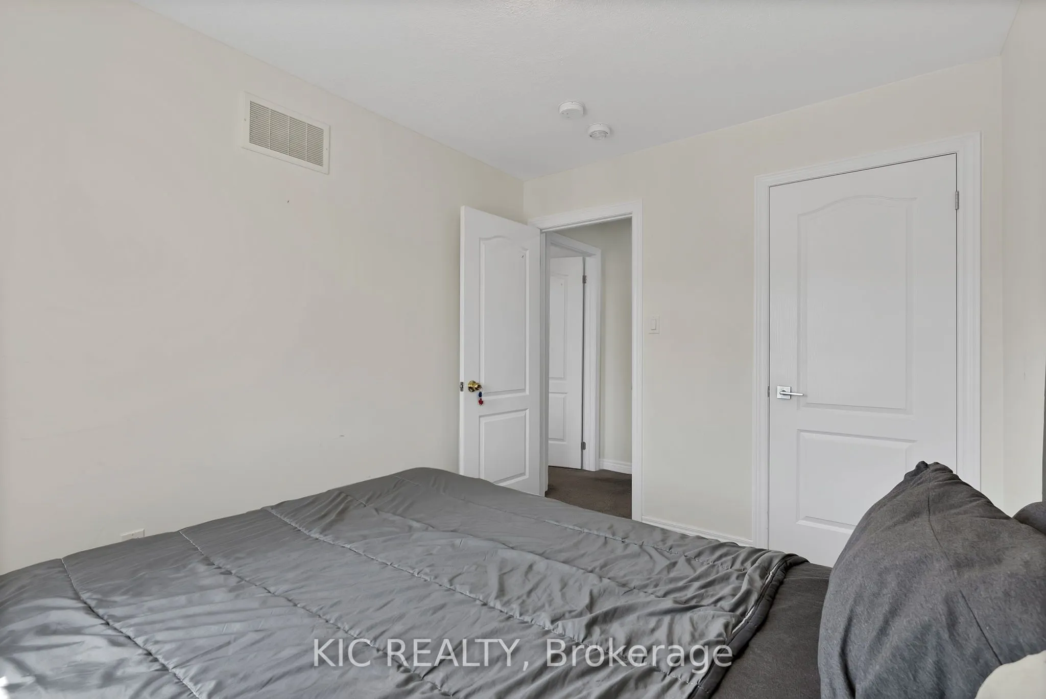 11 Winterton Court