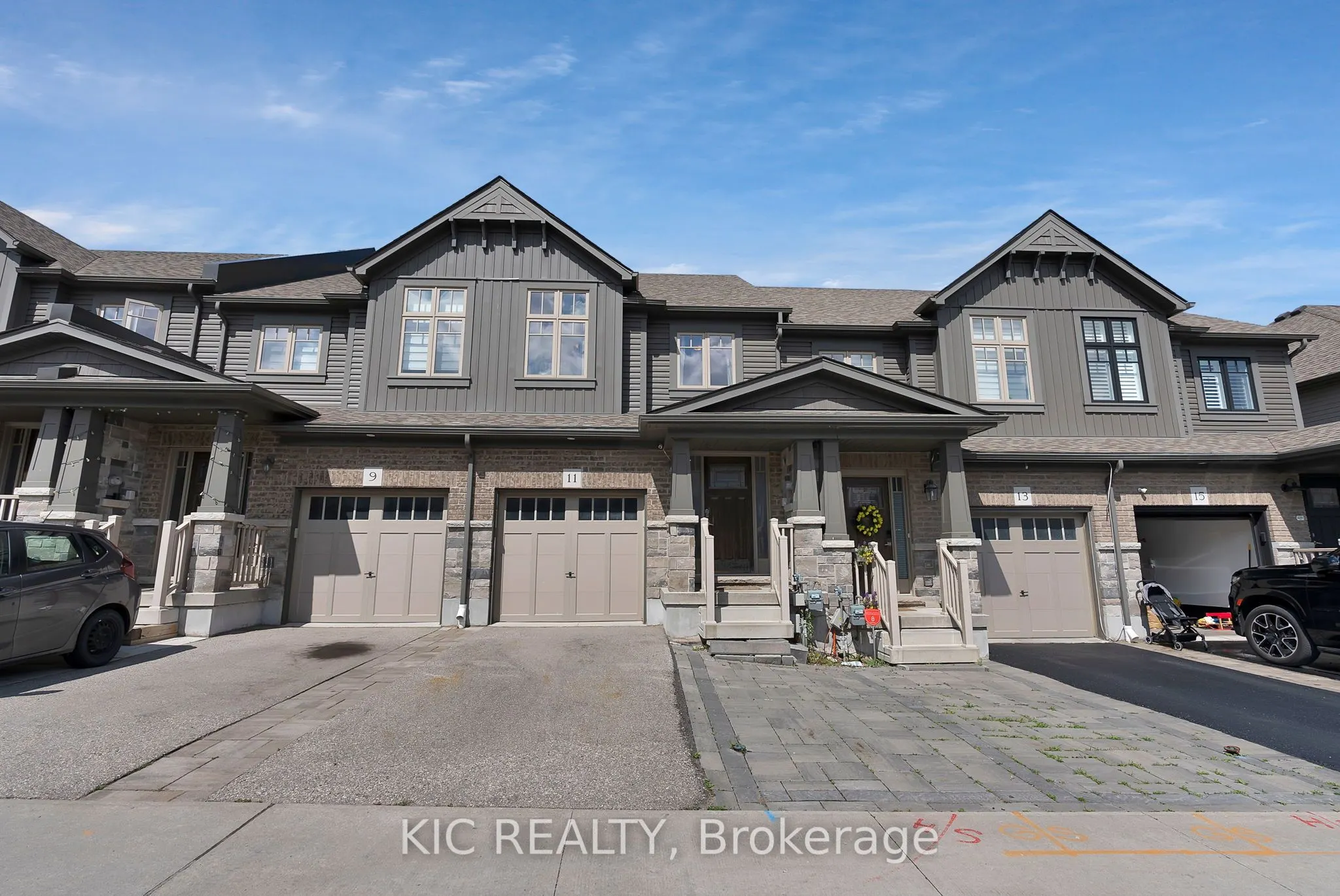 11 Winterton Court