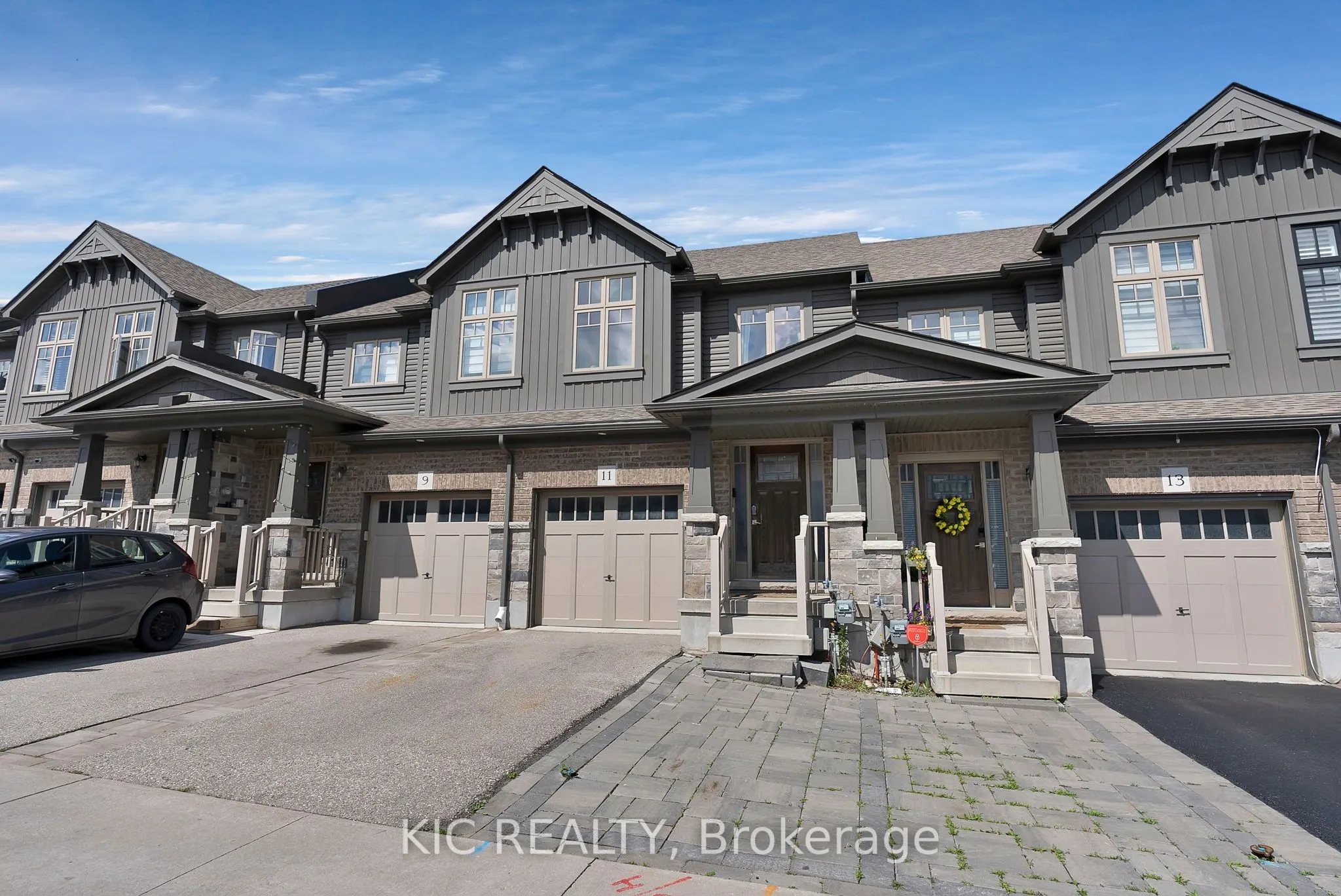 11 Winterton Court