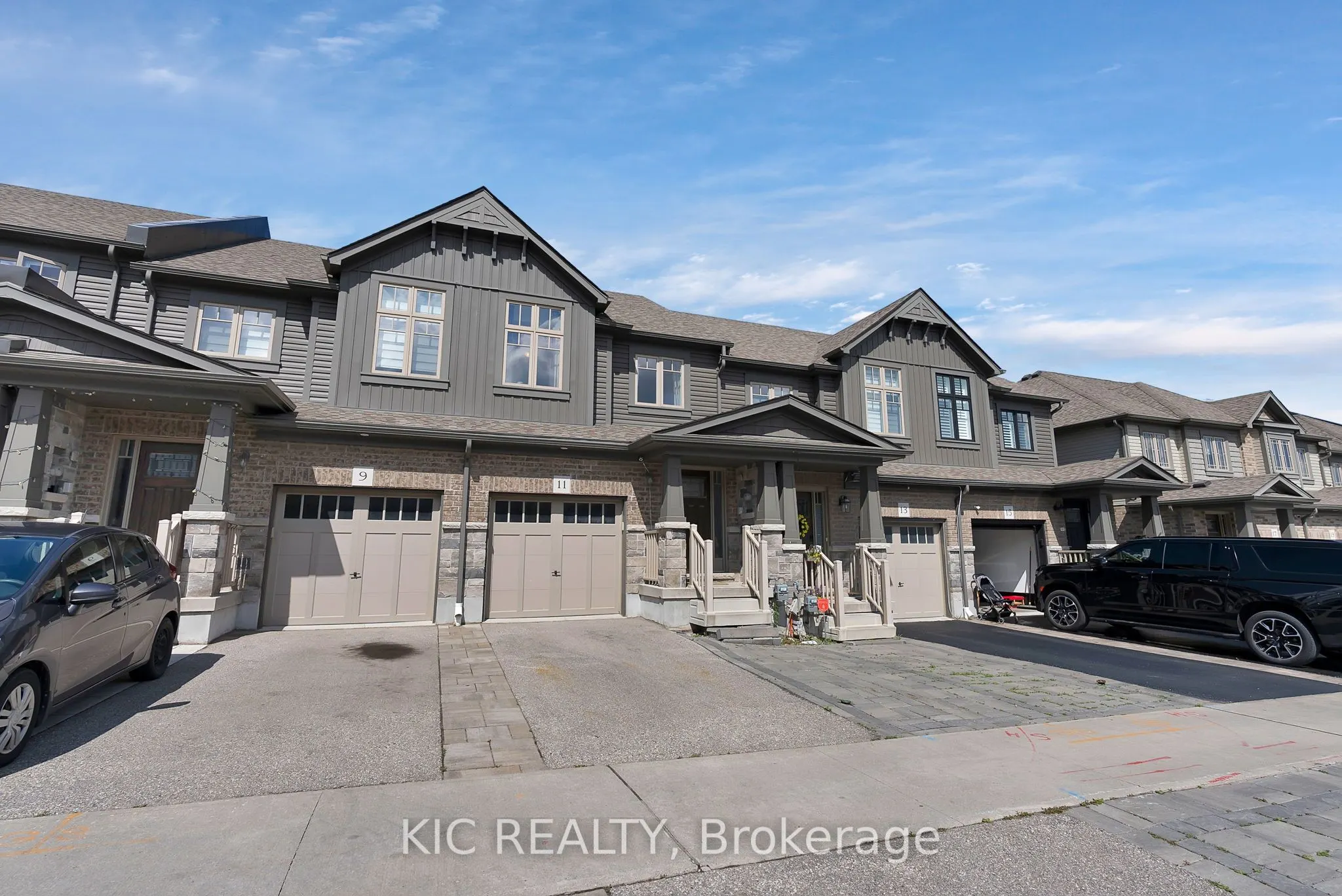 11 Winterton Court