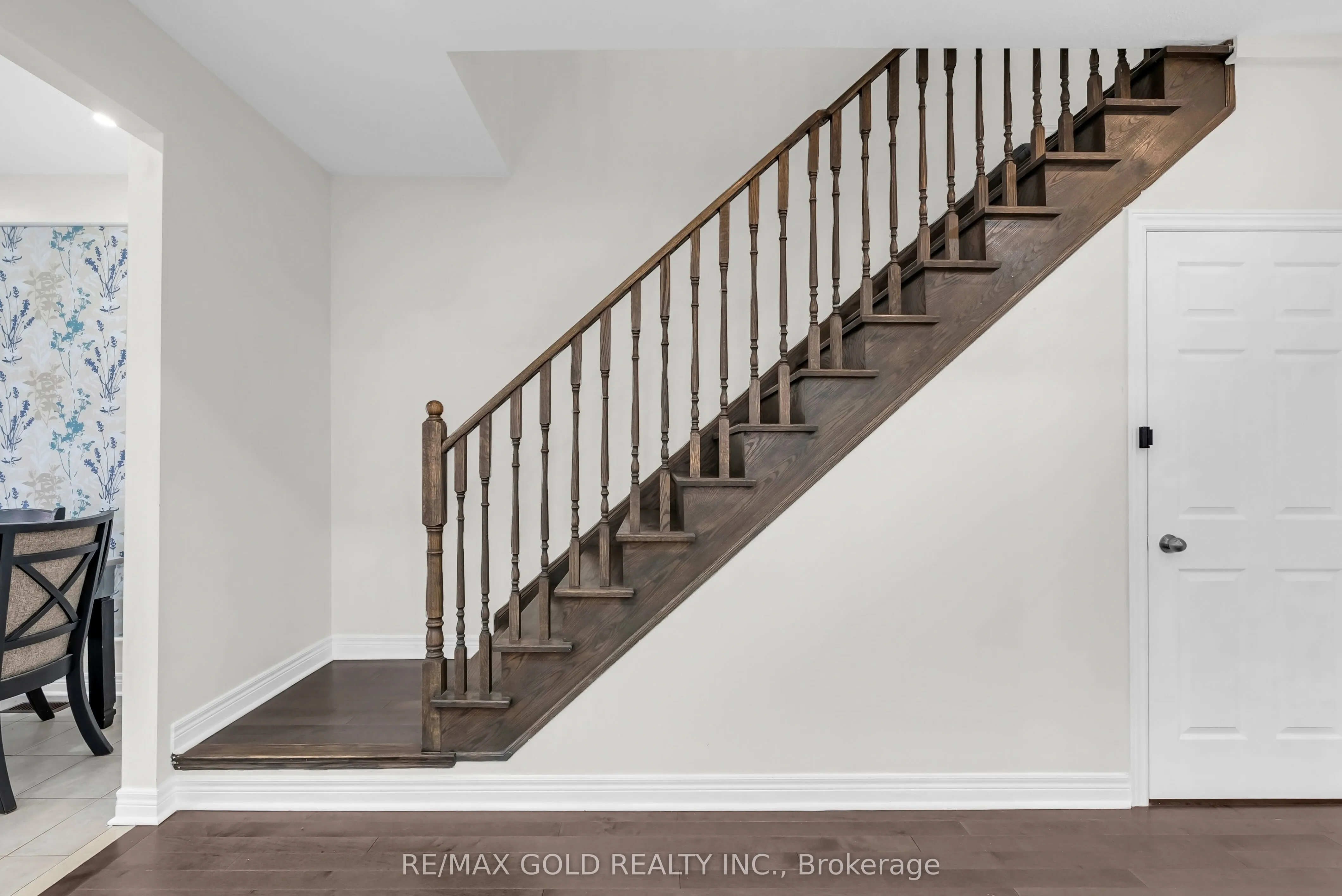 564 Bessborough Drive