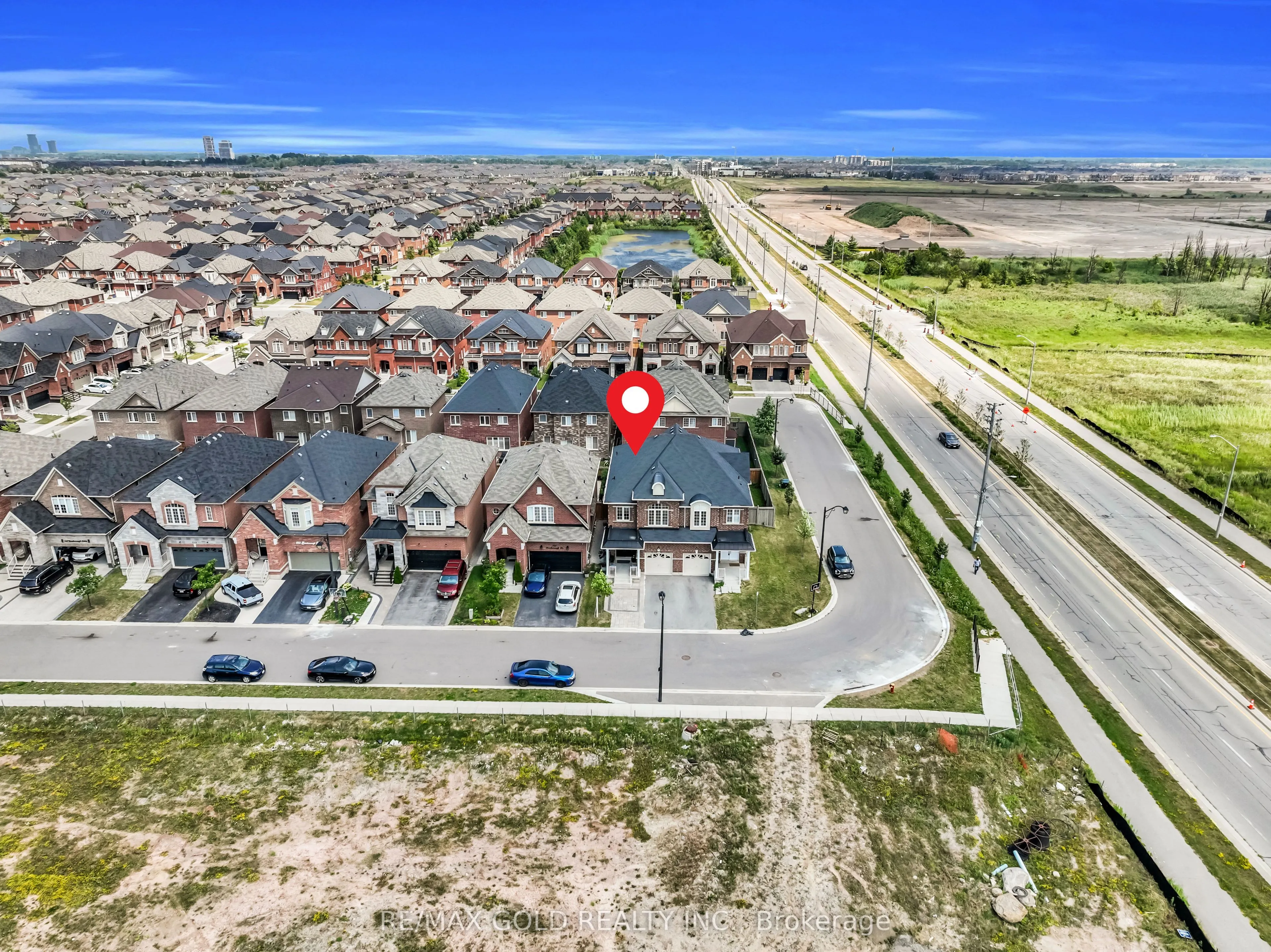 564 Bessborough Drive