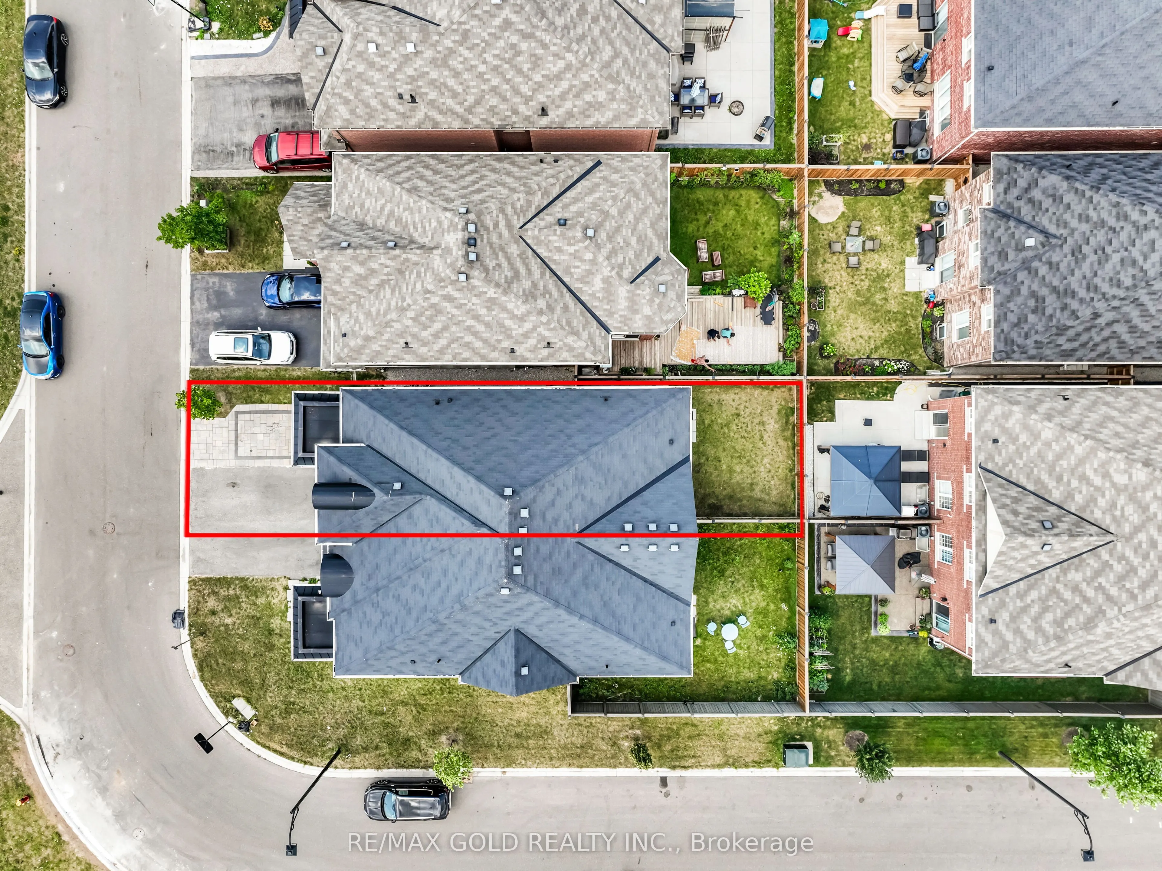 564 Bessborough Drive