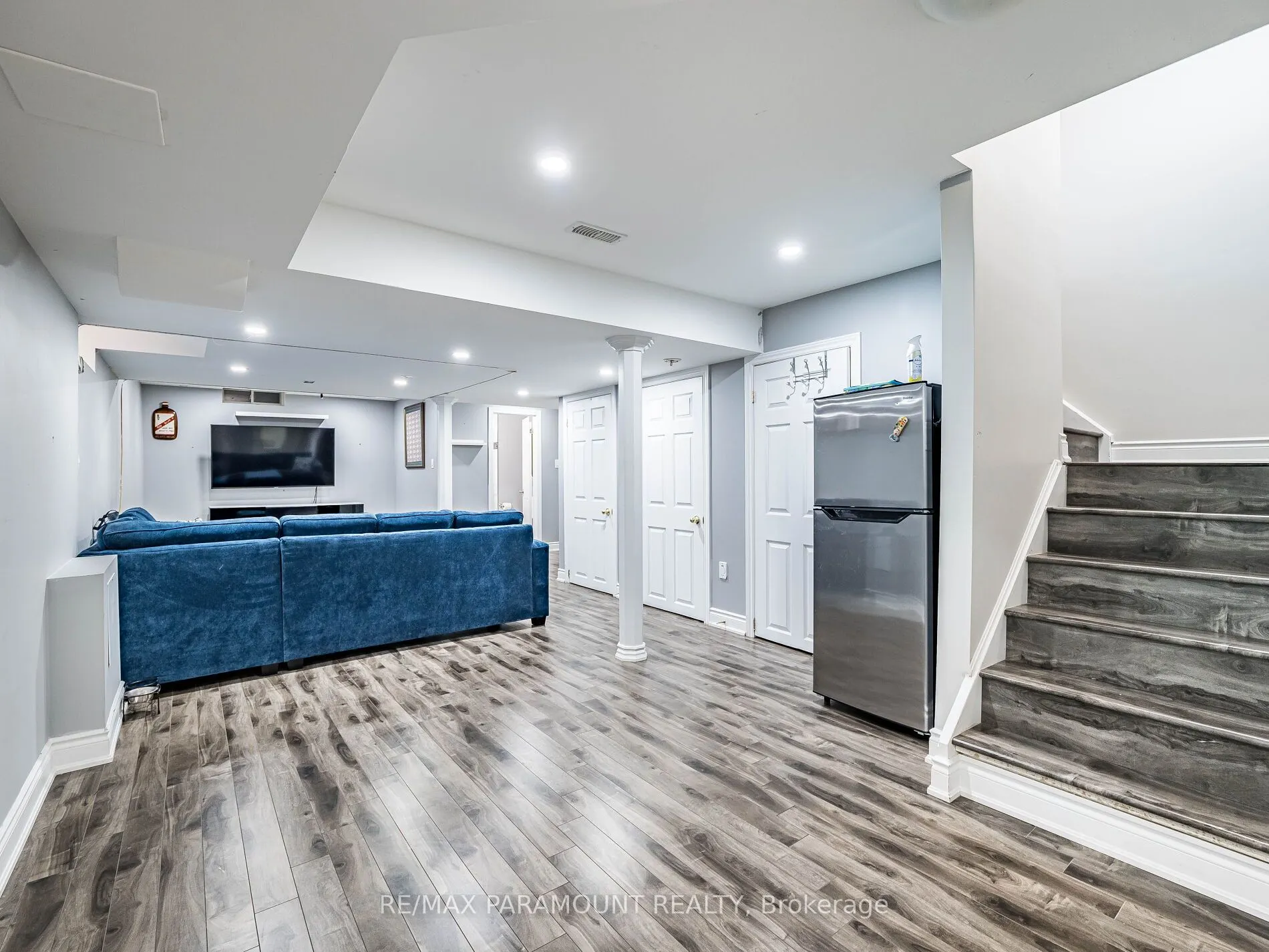 42 Outlook Avenue