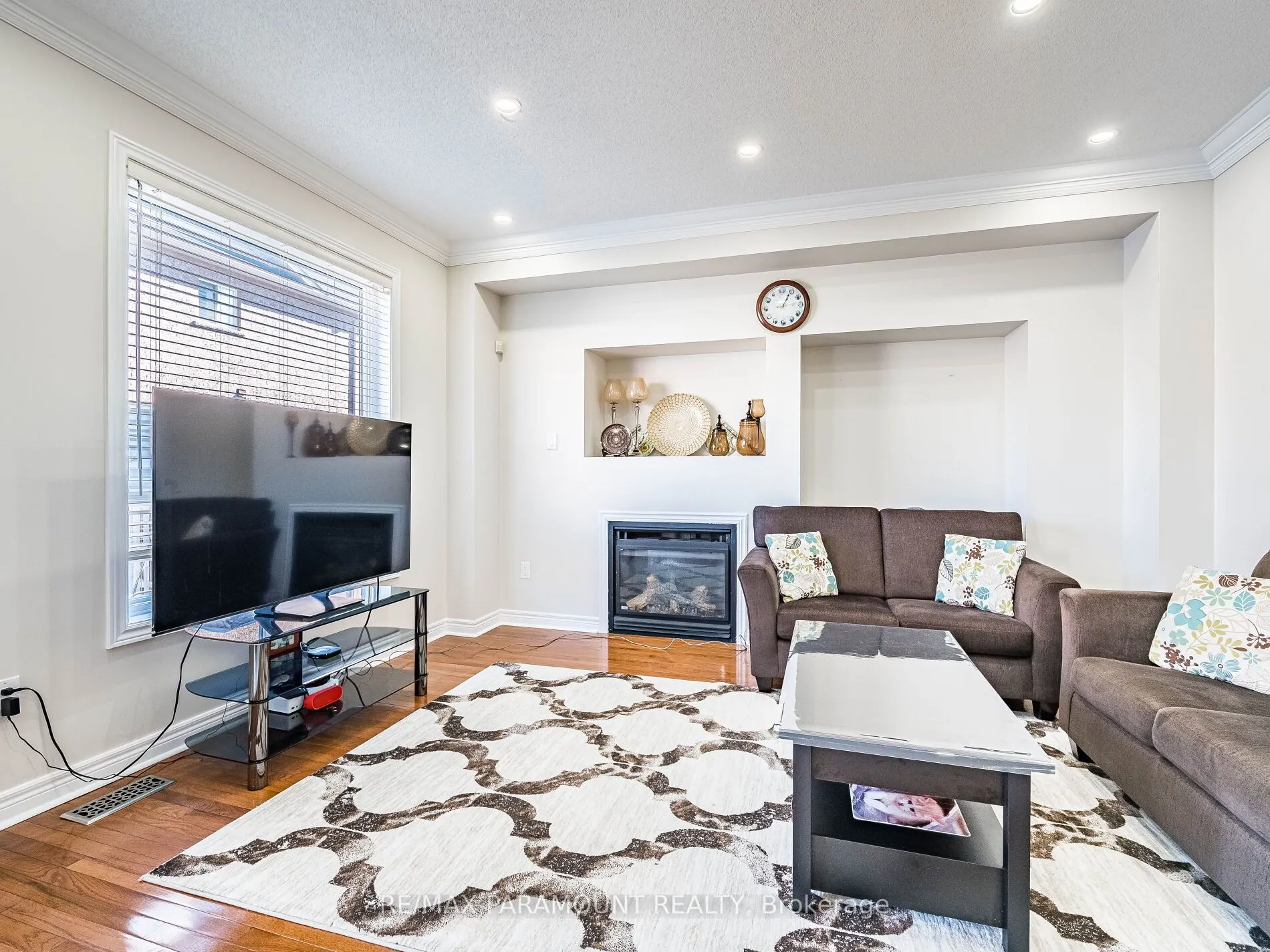 42 Outlook Avenue