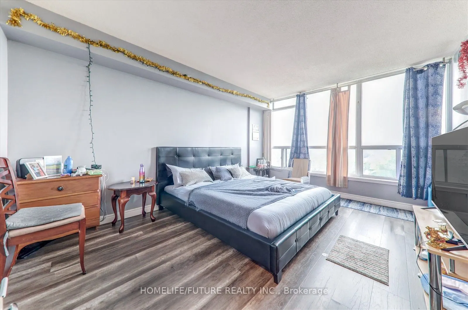 12 Laurelcrest Street, #1004
