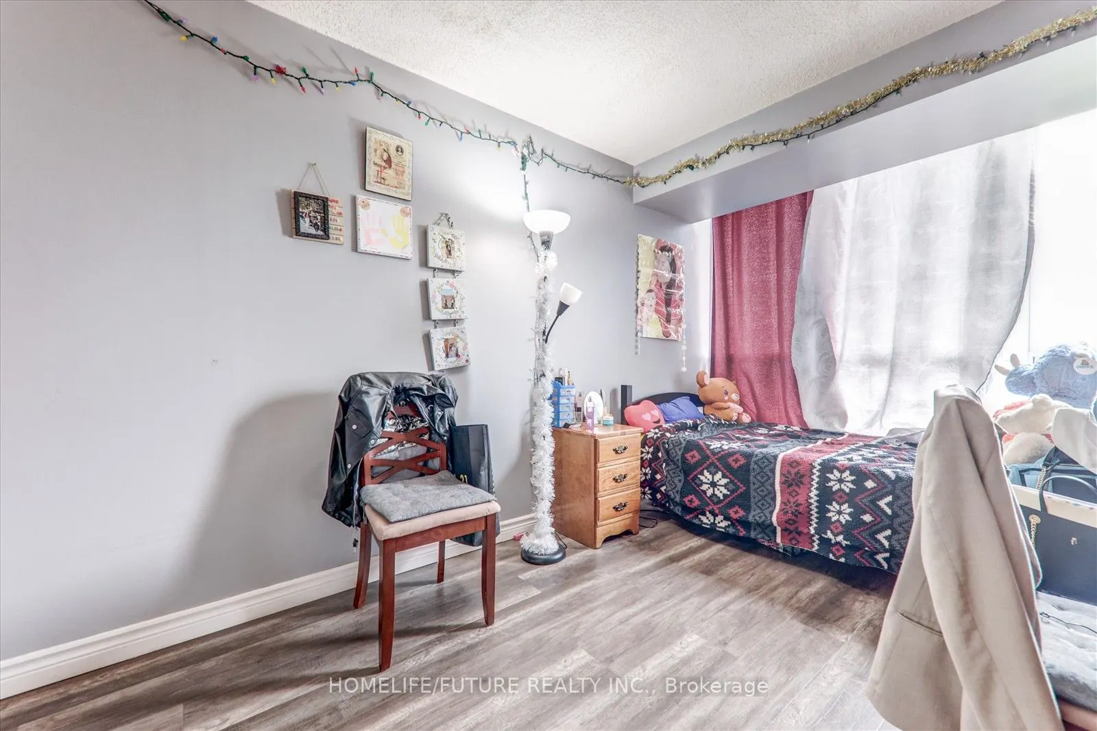 12 Laurelcrest Street, #1004