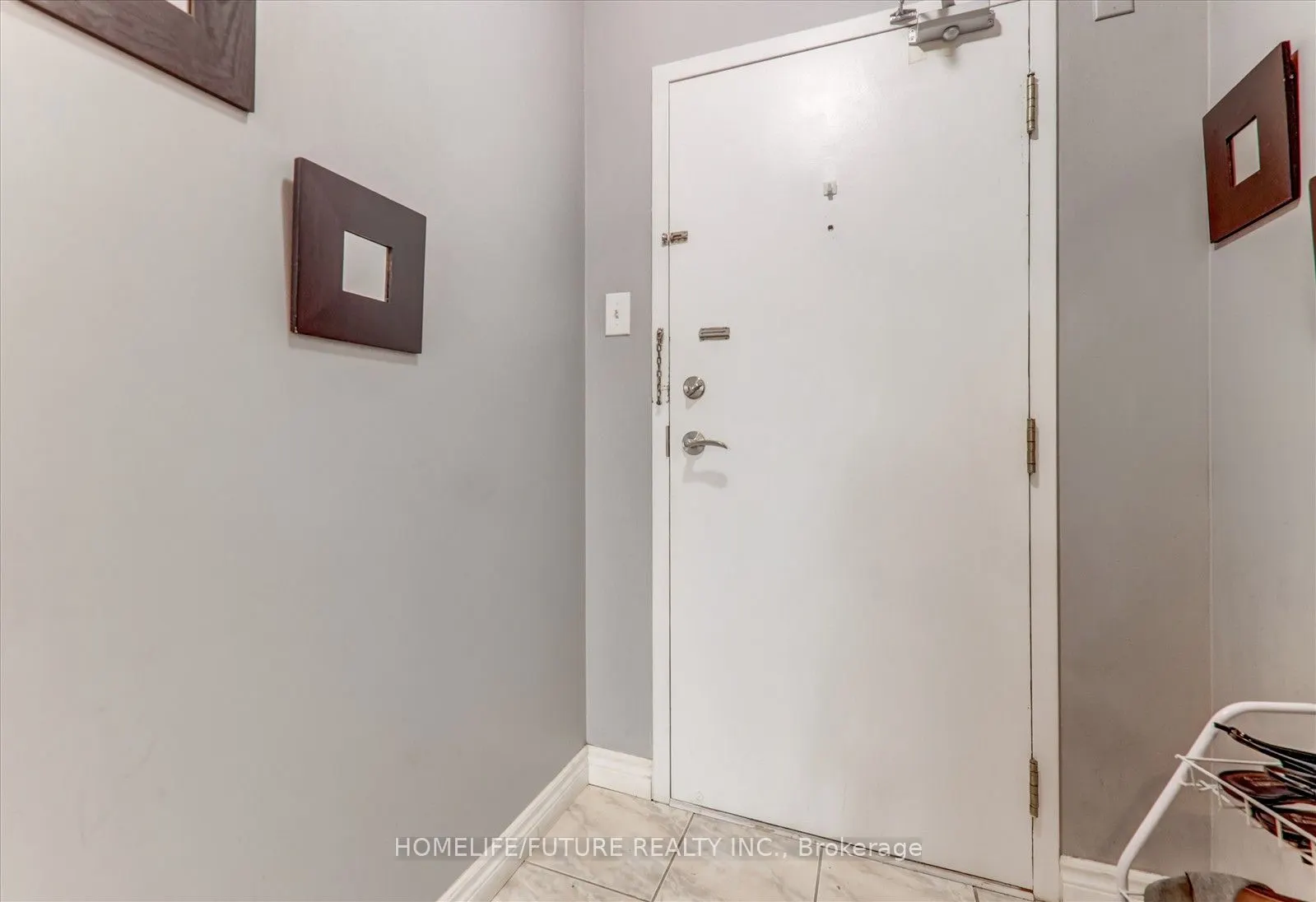 12 Laurelcrest Street, #1004