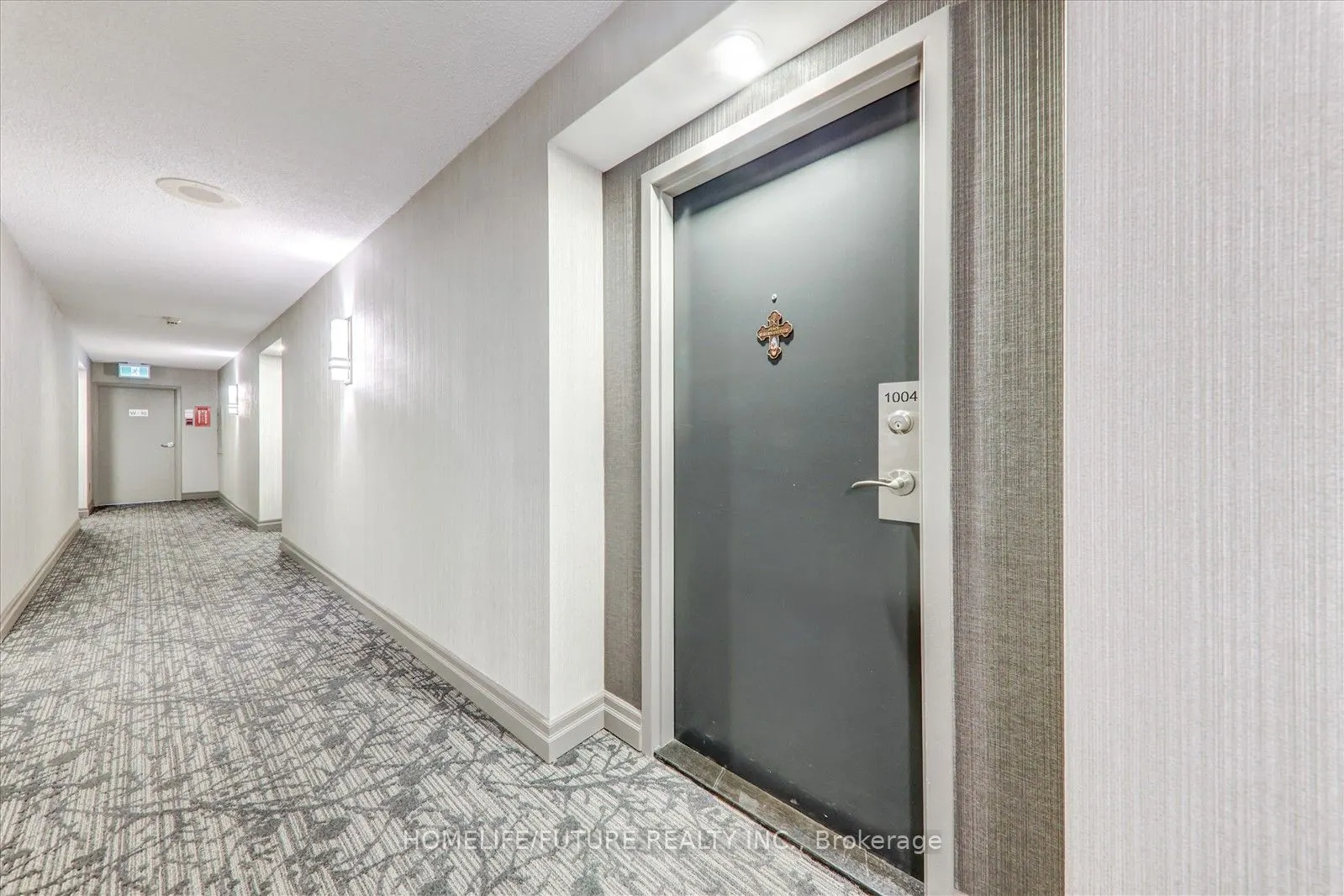 12 Laurelcrest Street, #1004