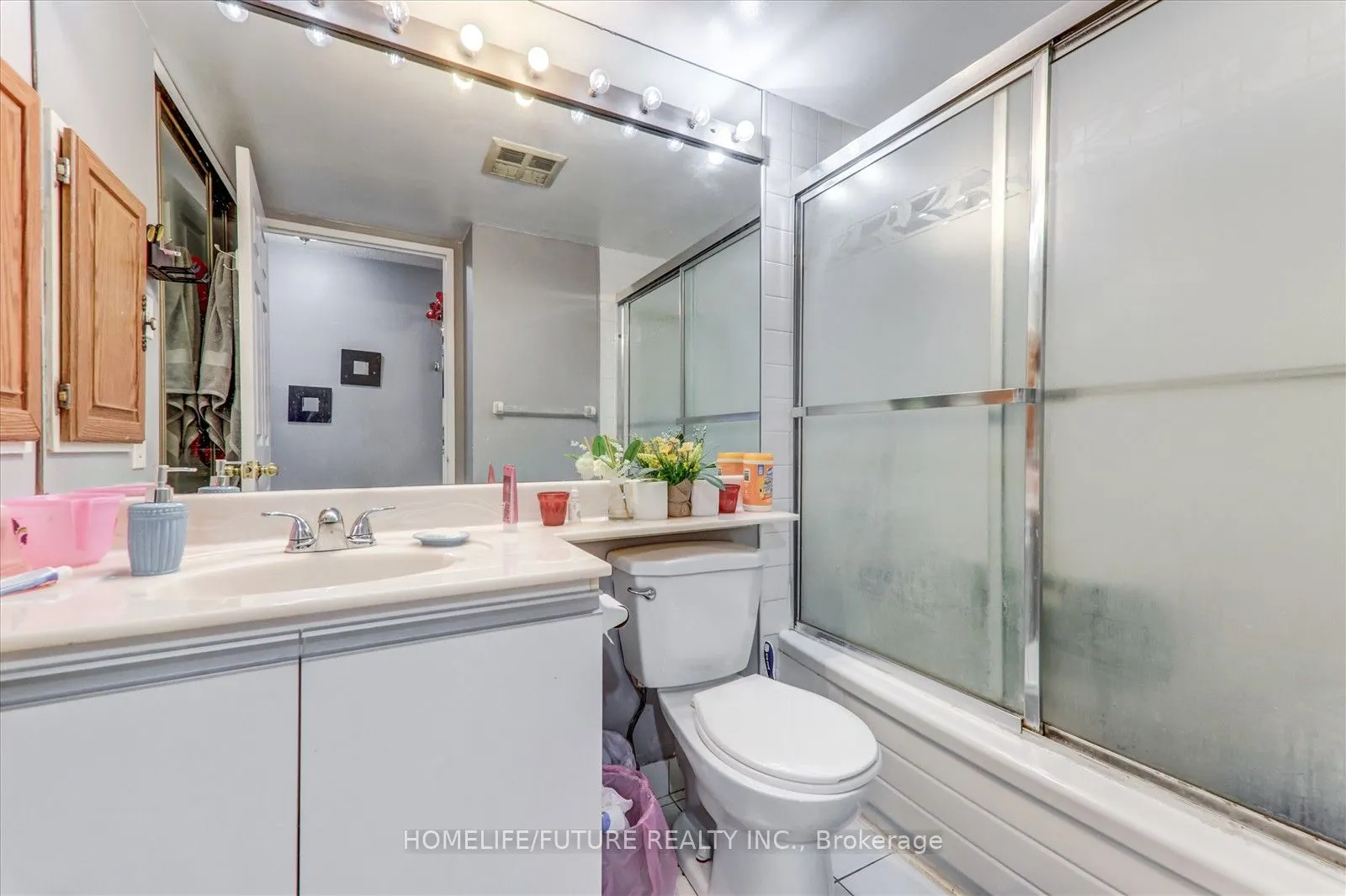 12 Laurelcrest Street, #1004