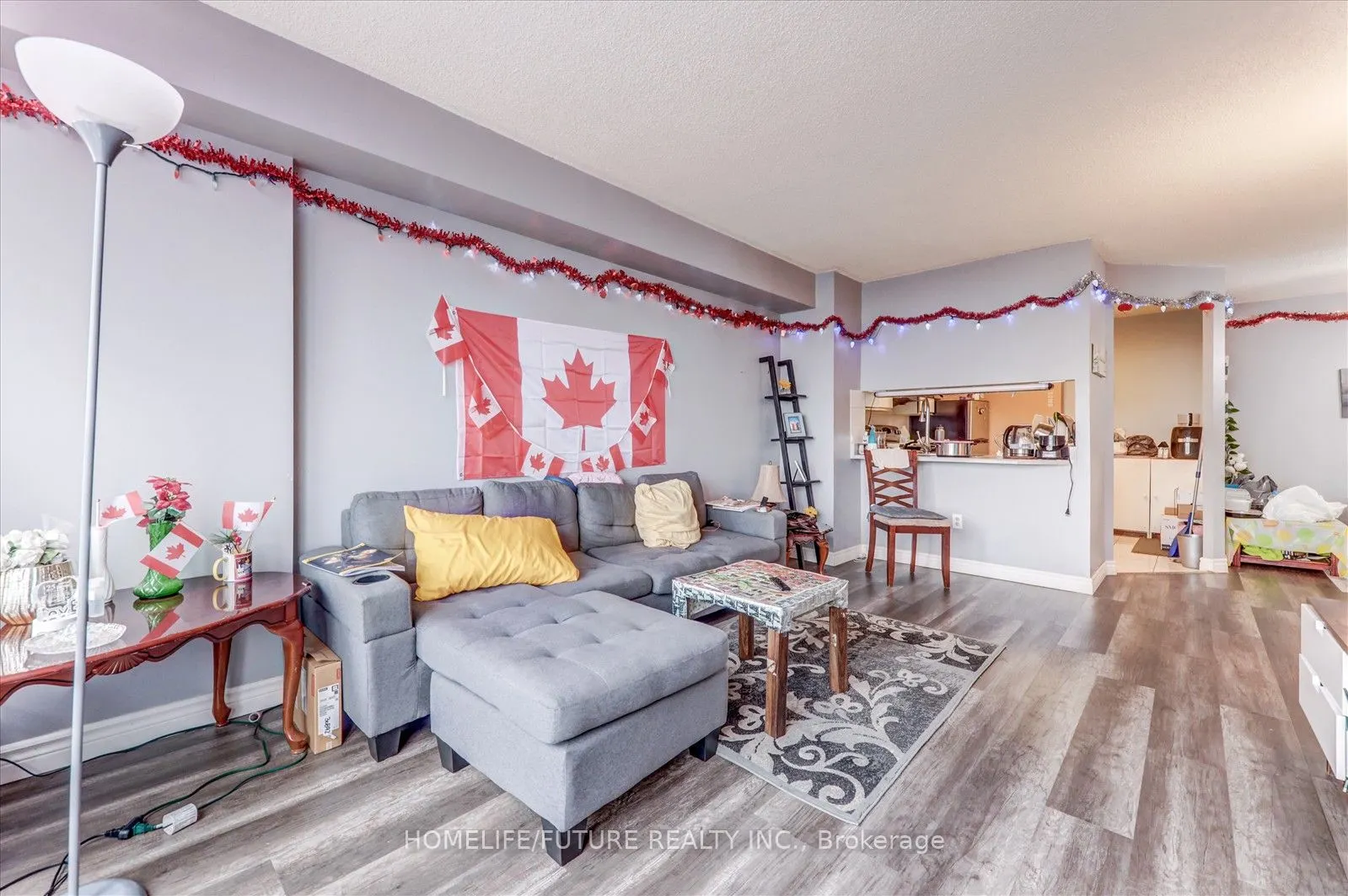 12 Laurelcrest Street, #1004