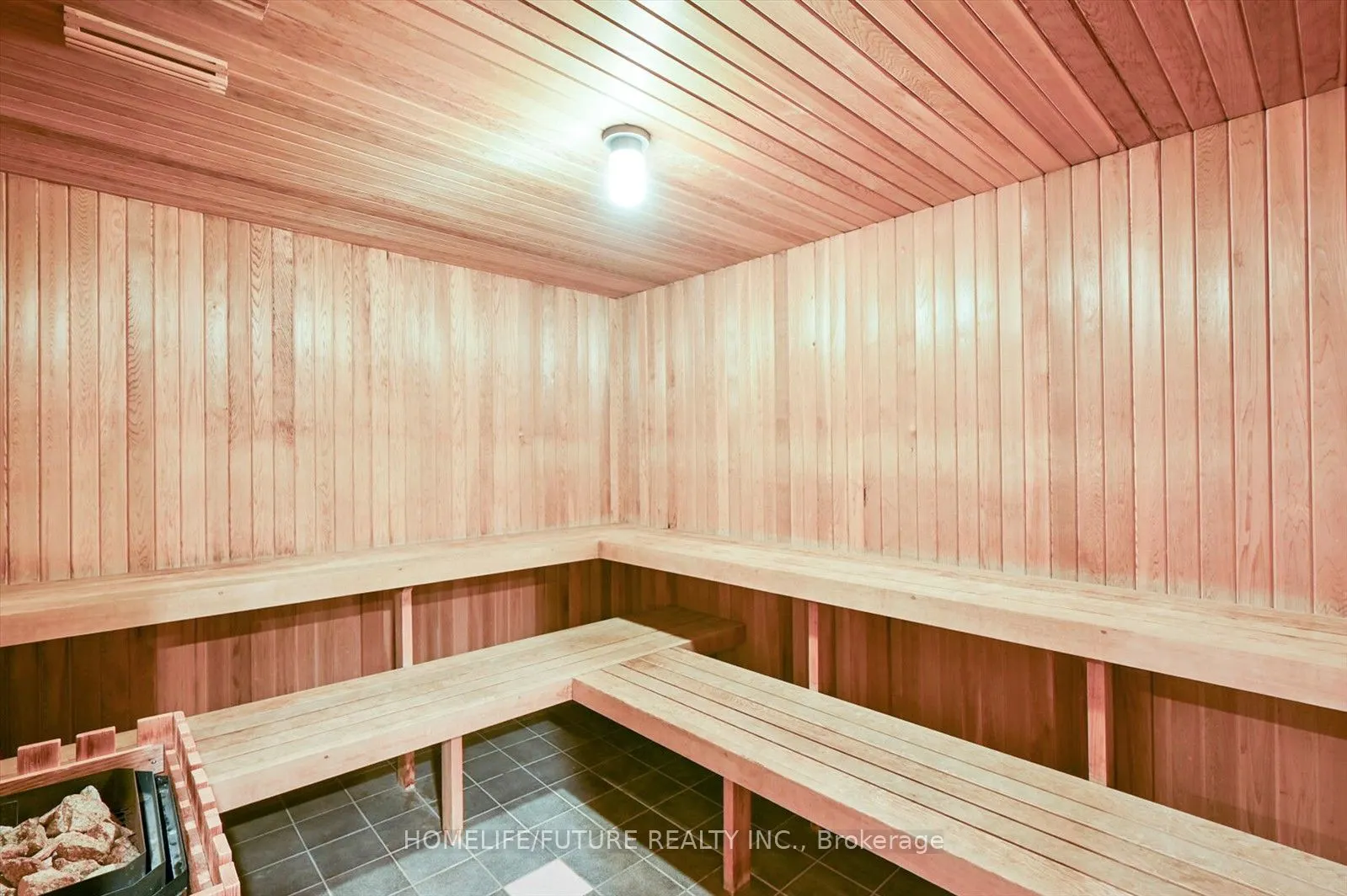 12 Laurelcrest Street, #1004