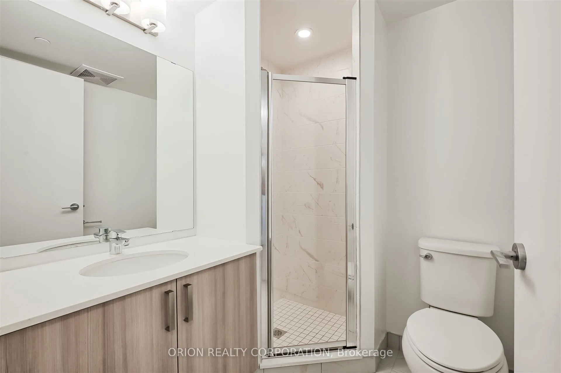 556 Marlee Avenue, #722