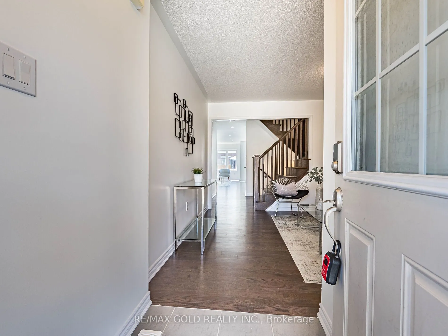 104 Thornbush Boulevard
