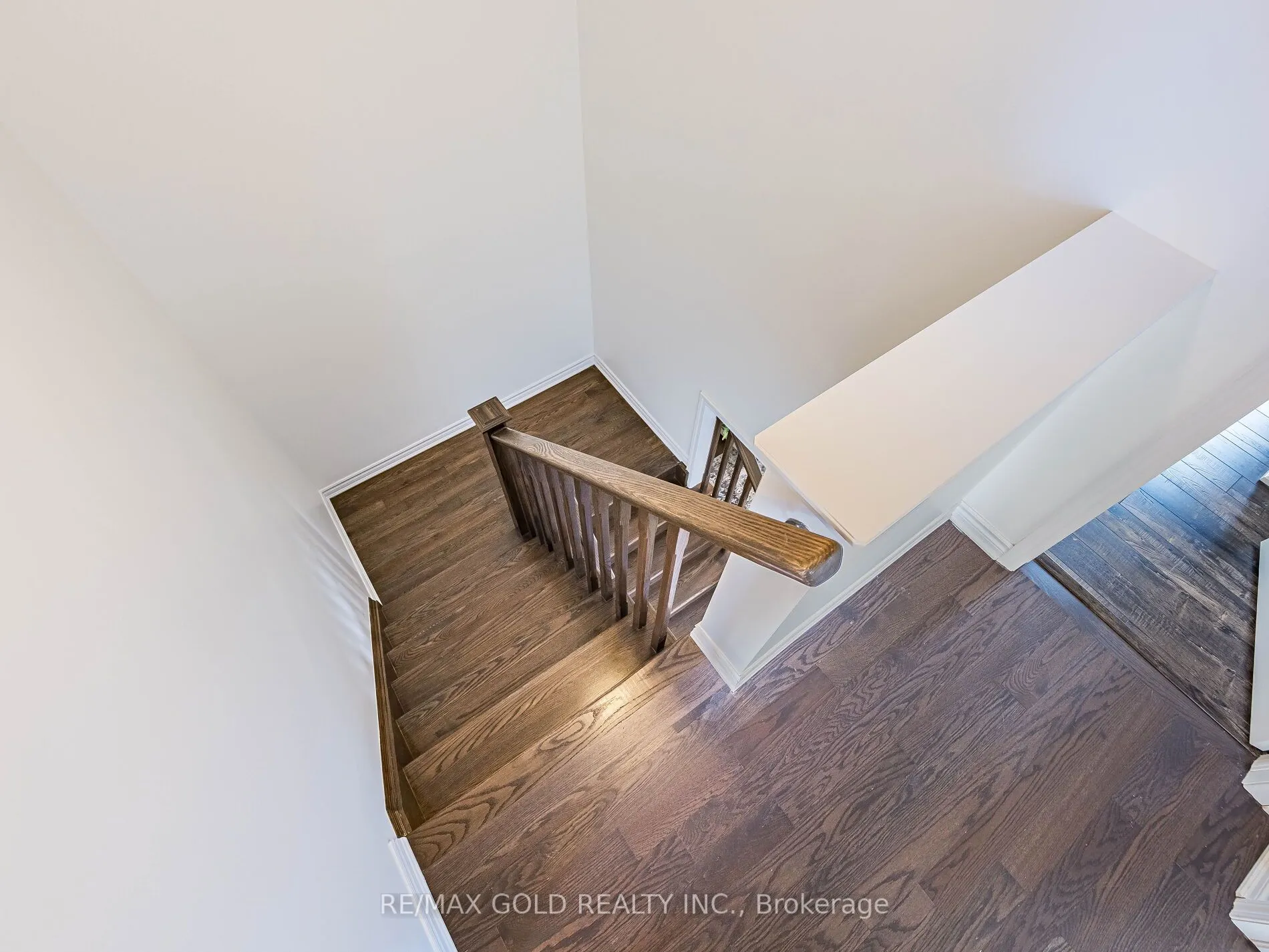 104 Thornbush Boulevard