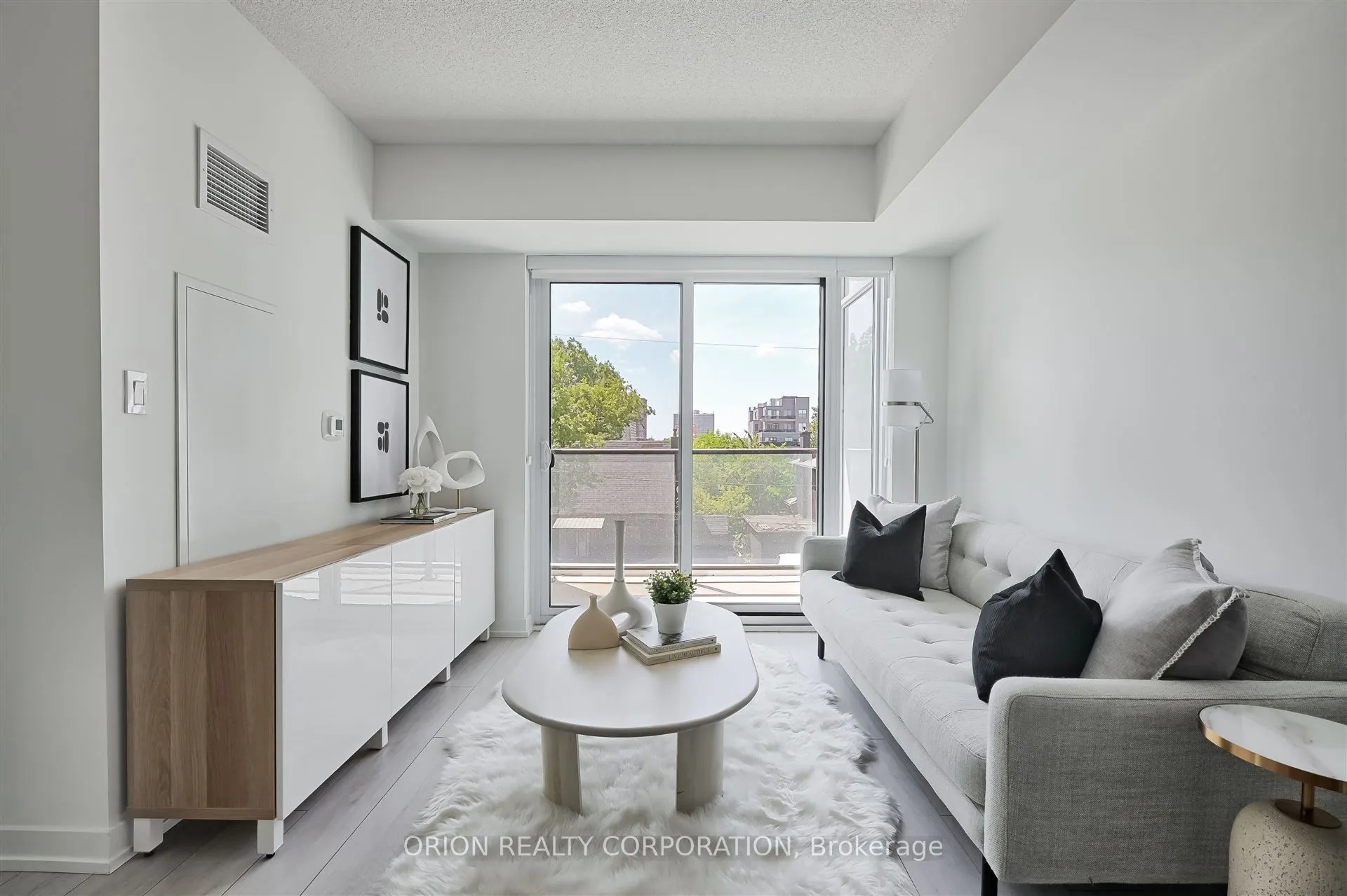 556 Marlee Avenue, #311