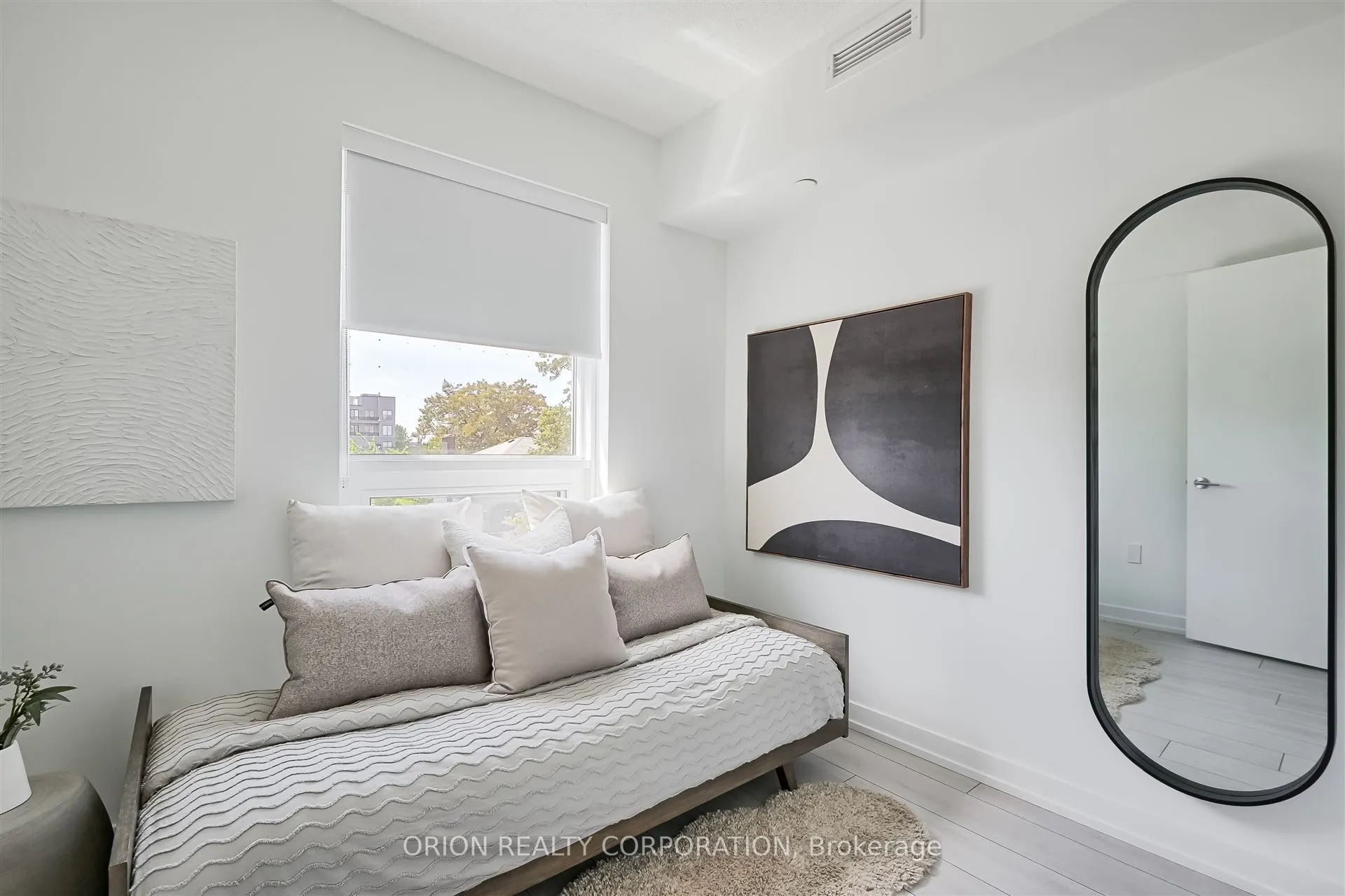 556 Marlee Avenue, #311