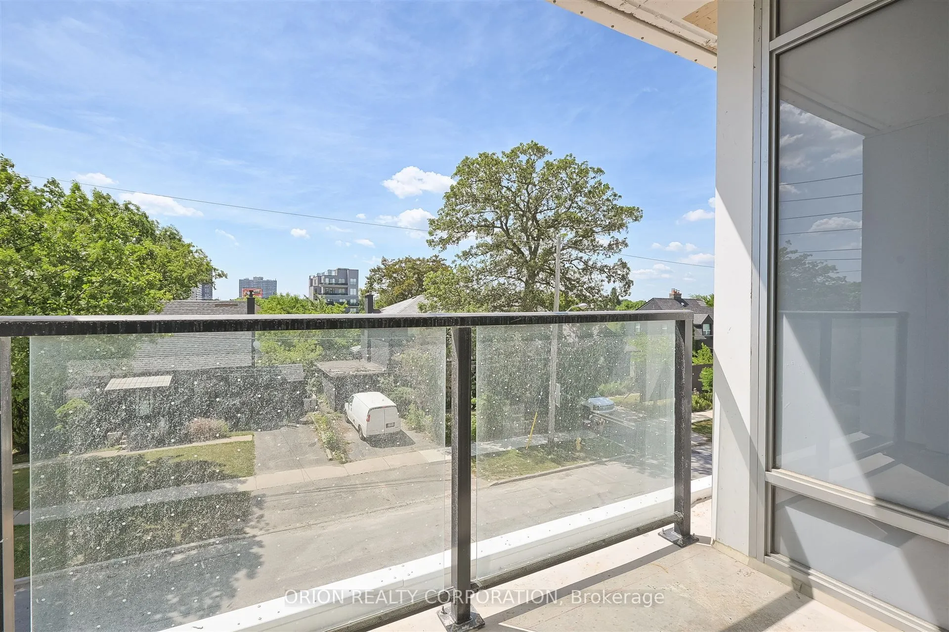 556 Marlee Avenue, #311