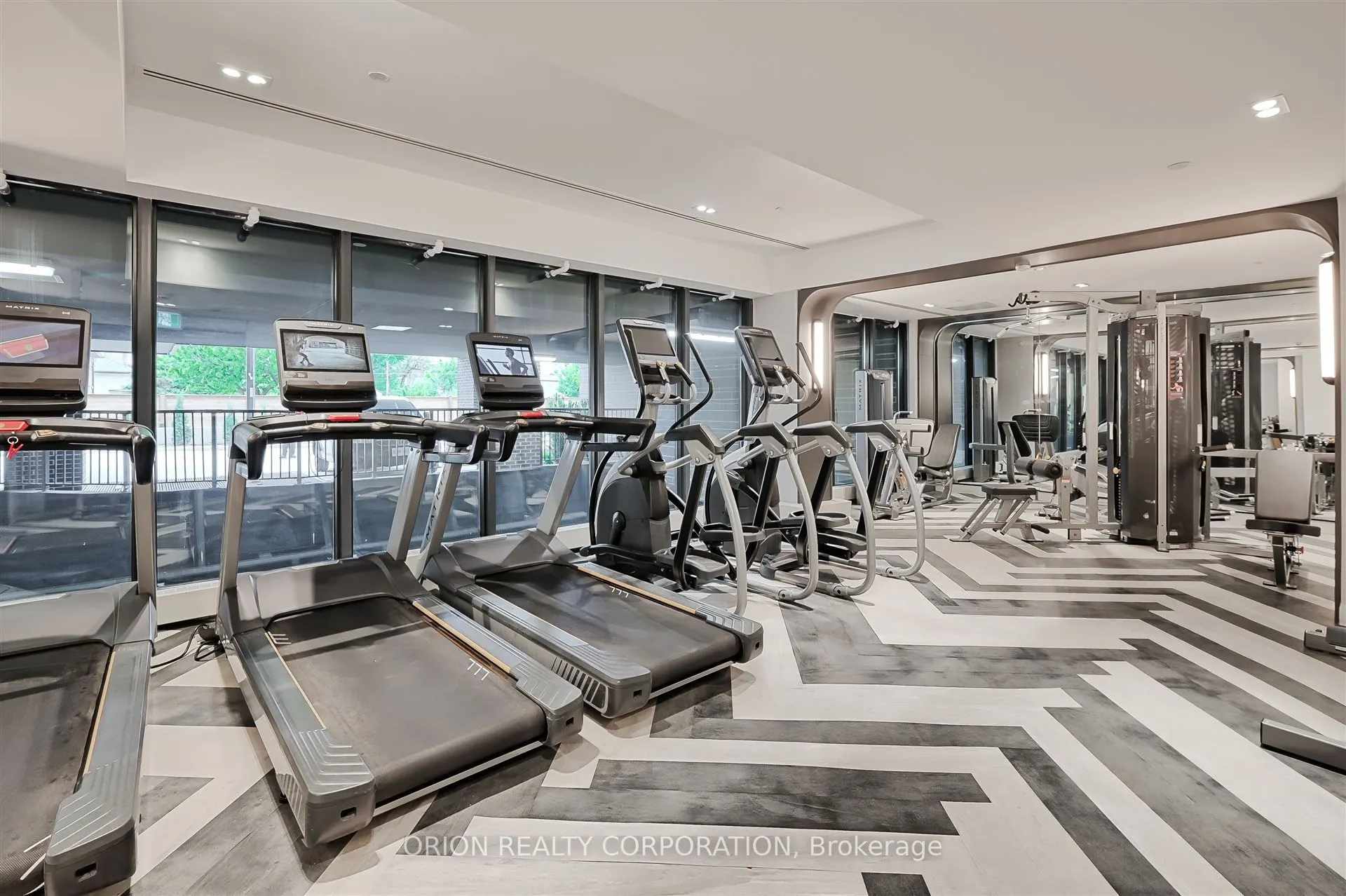 556 Marlee Avenue, #110