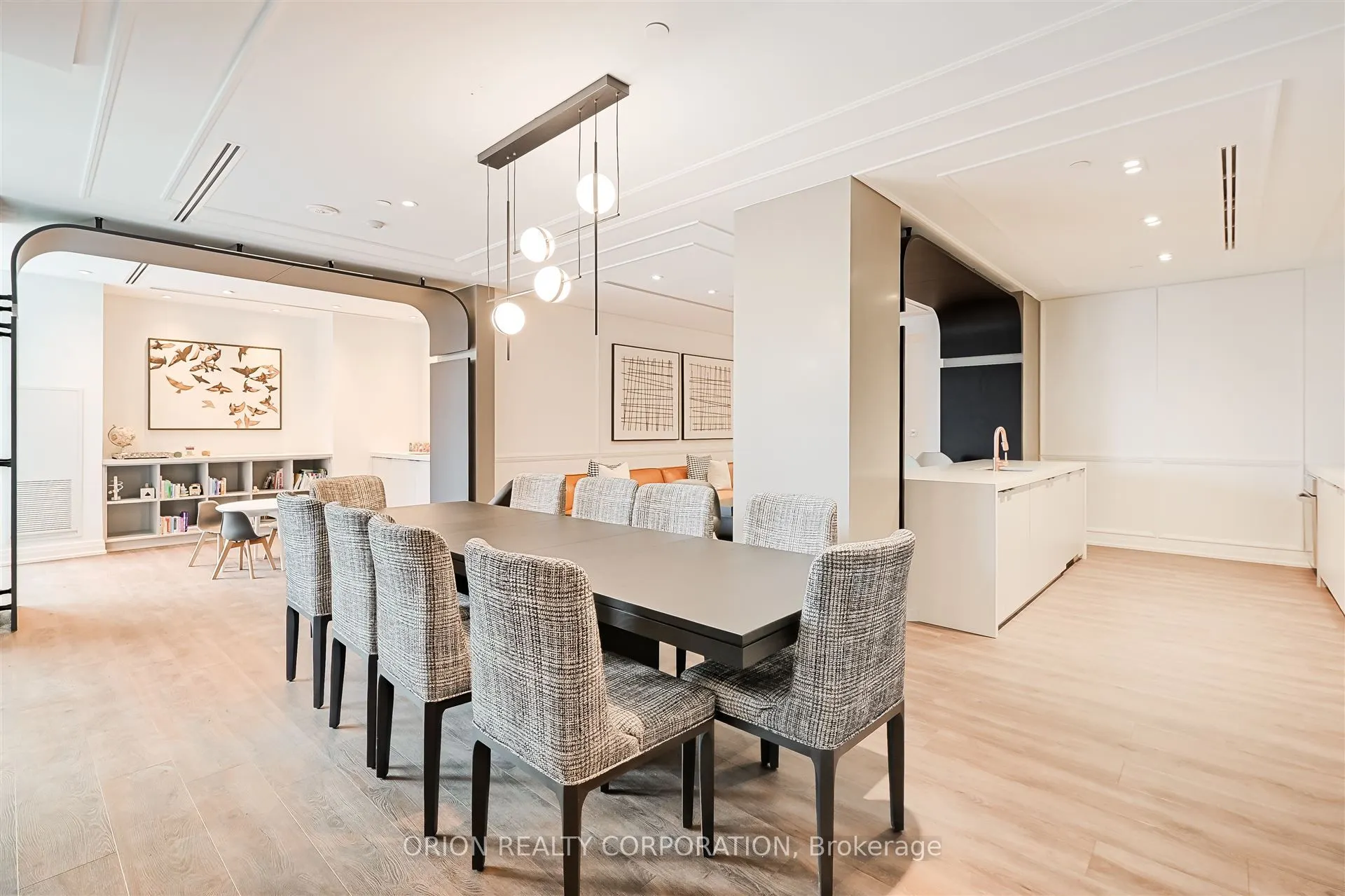 556 Marlee Avenue, #110