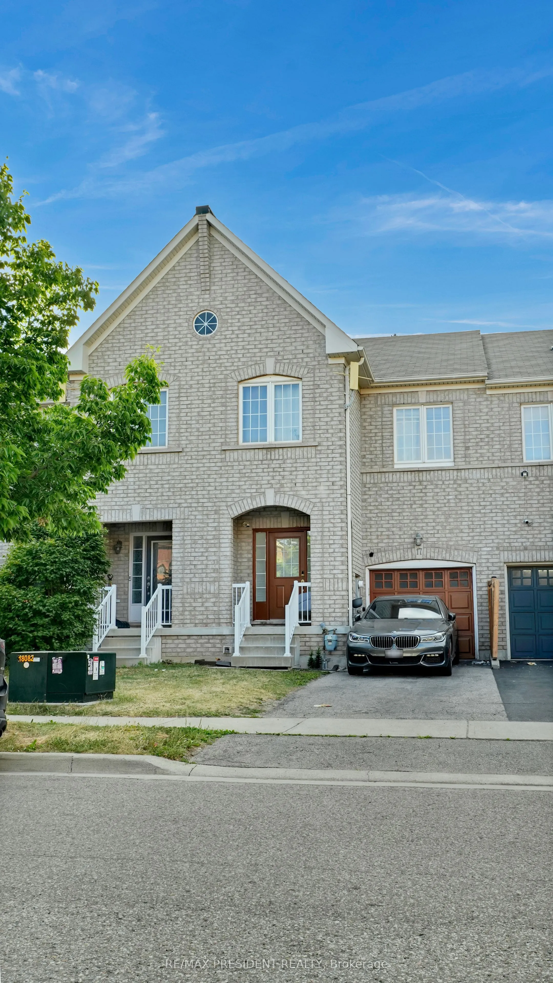 17 Frenchpark Circle