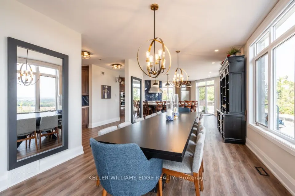 5500 Steeles Avenue W