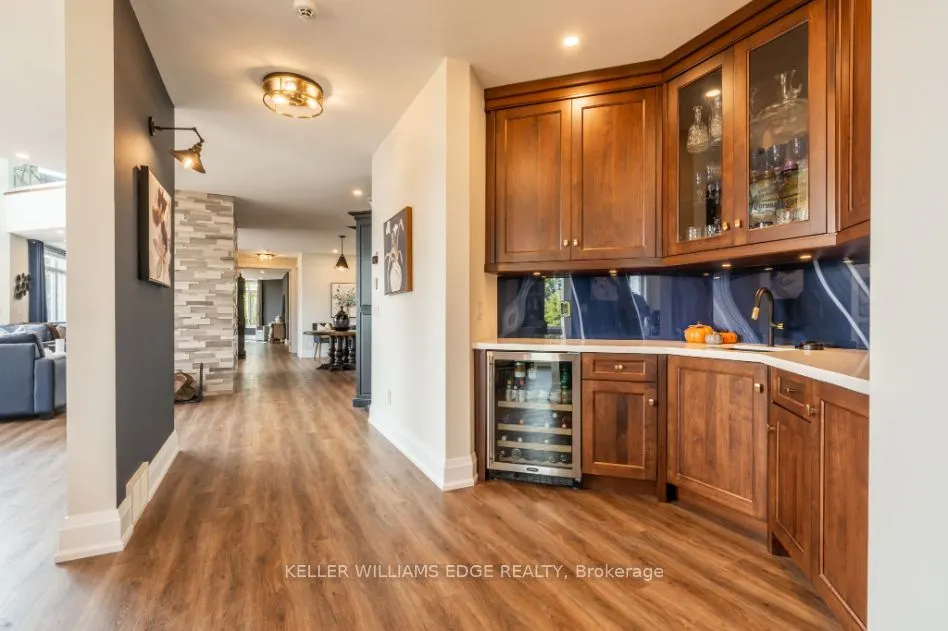 5500 Steeles Avenue W